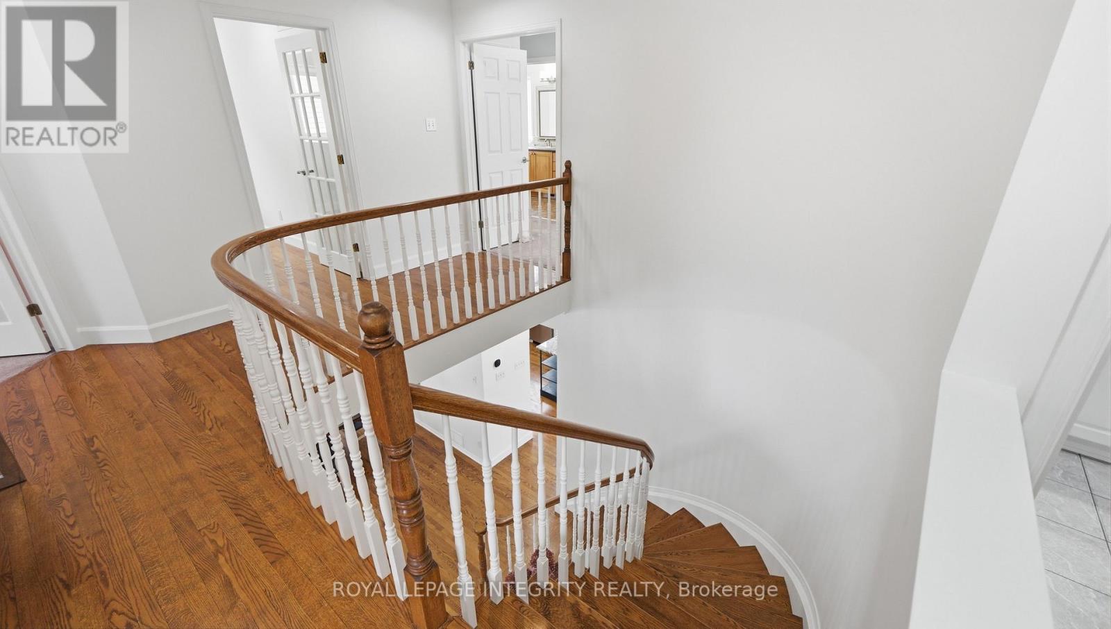 20 Farmfield Crescent