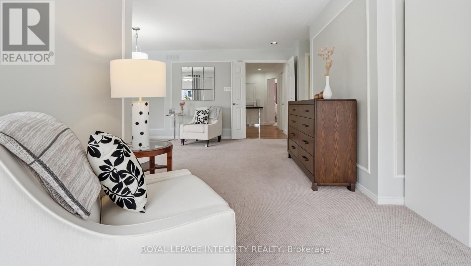 20 Farmfield Crescent