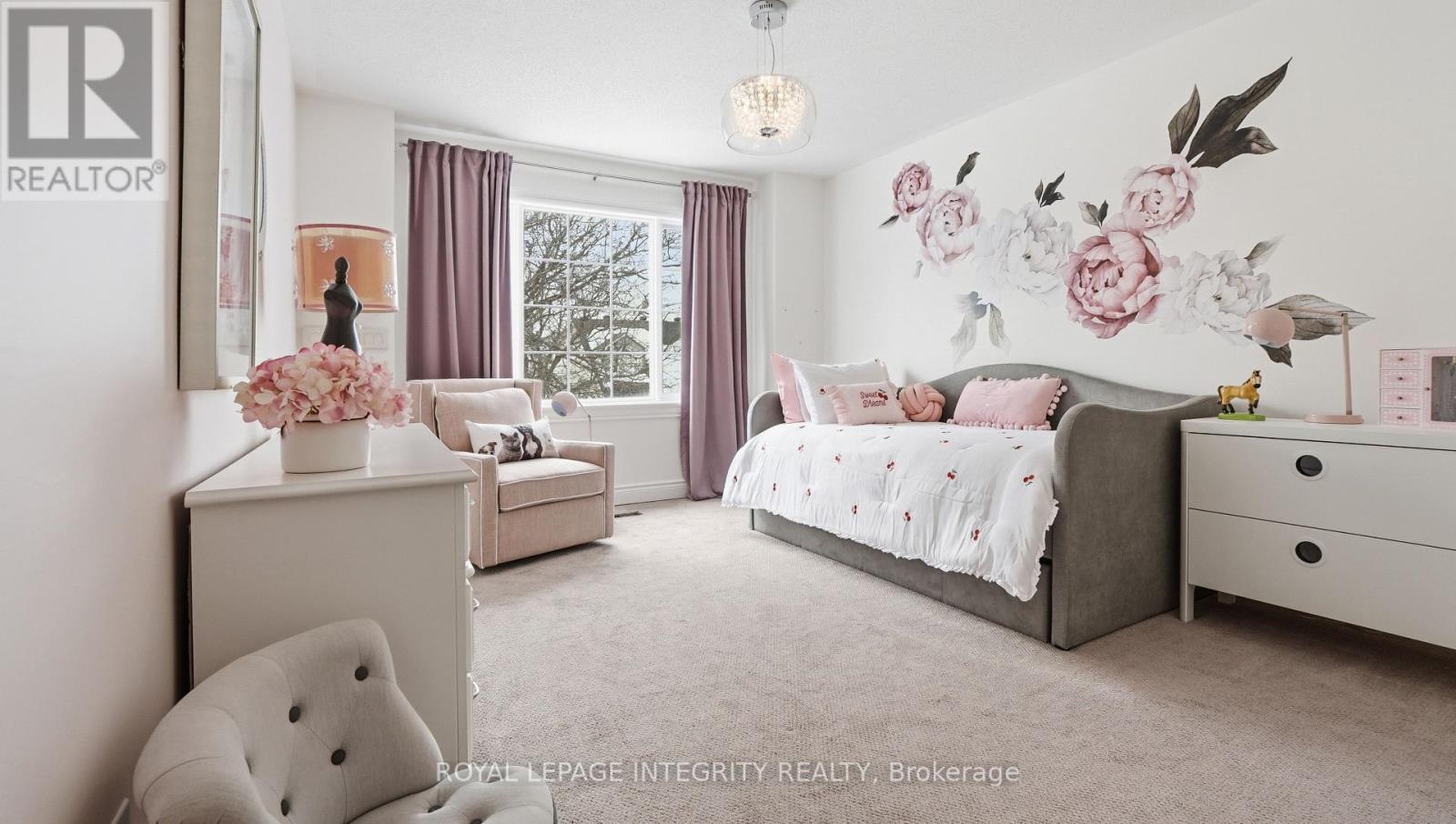 20 Farmfield Crescent