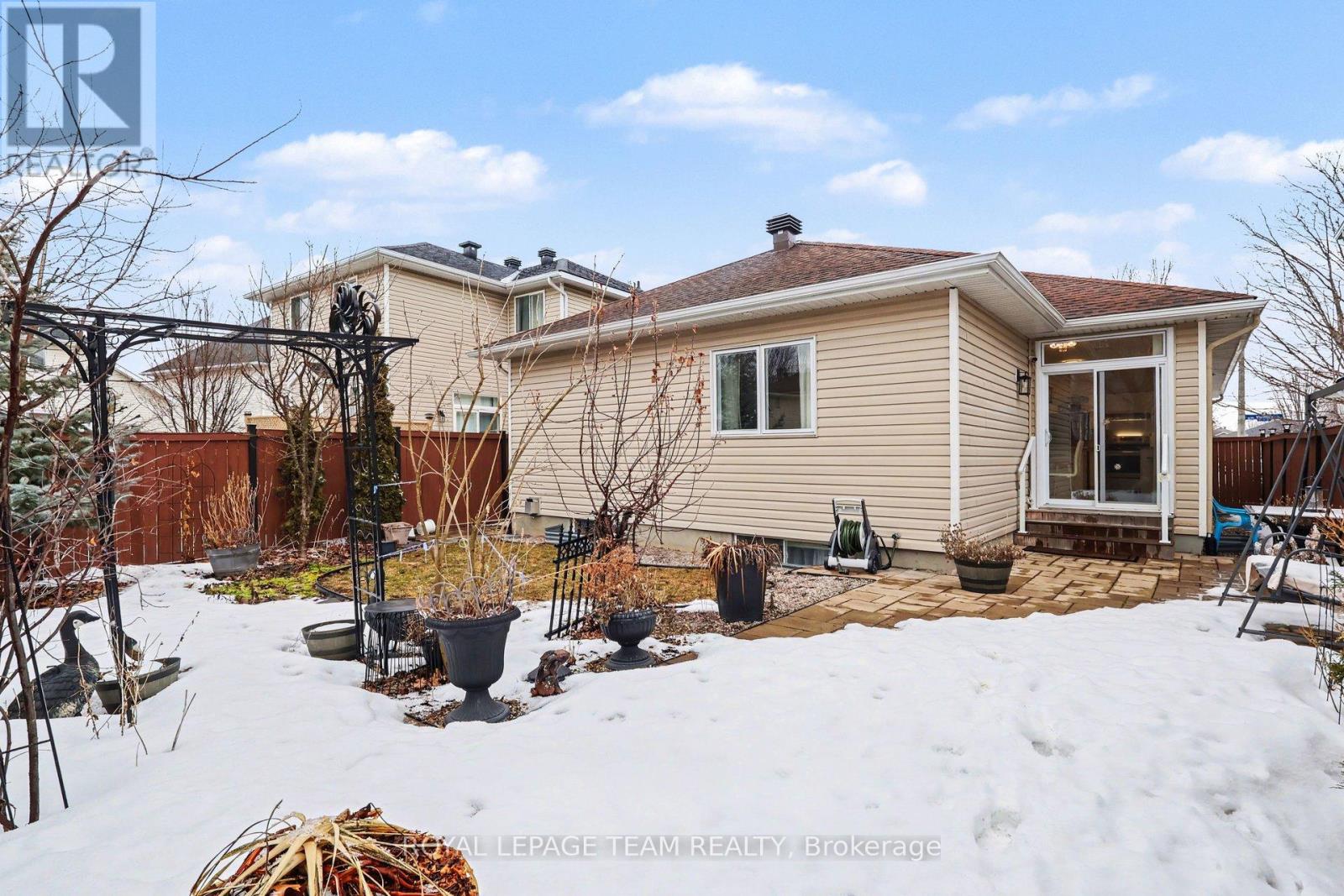 751 Vermillion Drive
