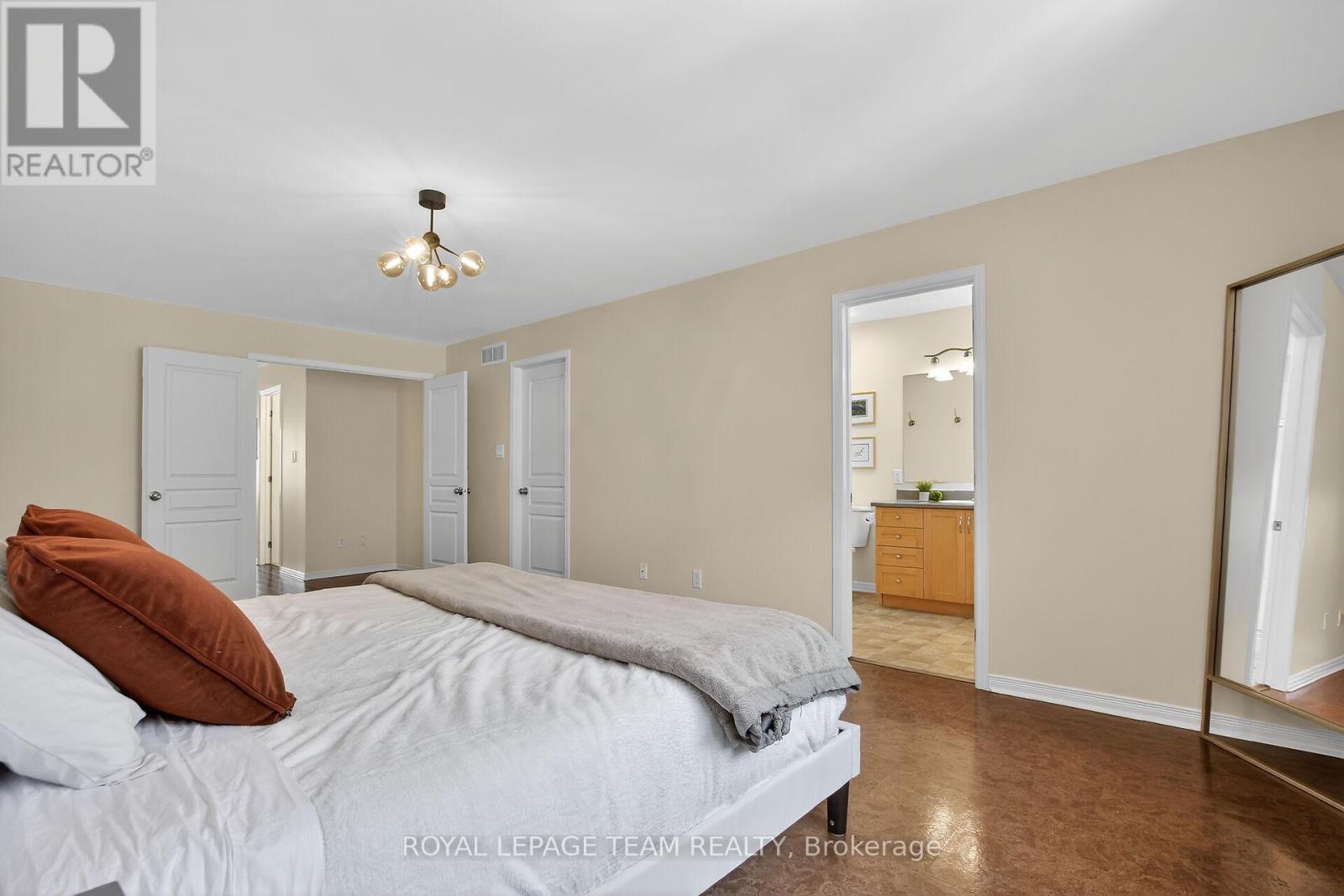 19 Goldthorpe Private