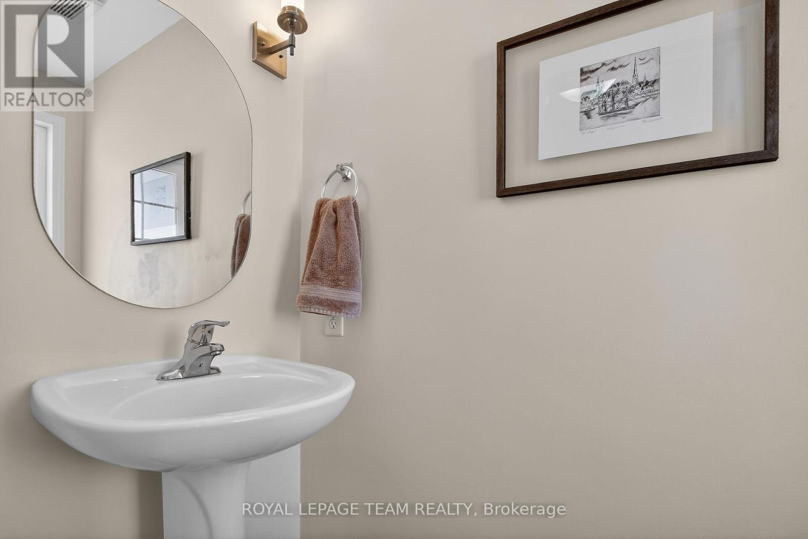 19 Goldthorpe Private