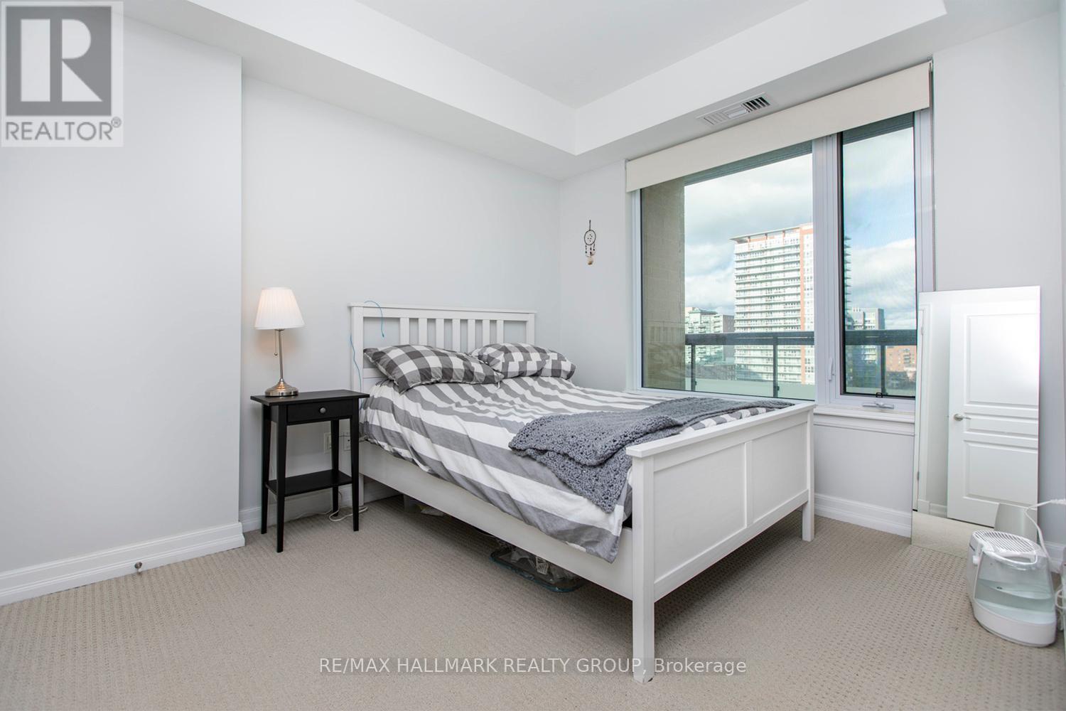 807 - 238 Besserer Street