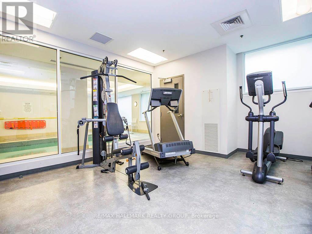 807 - 238 Besserer Street