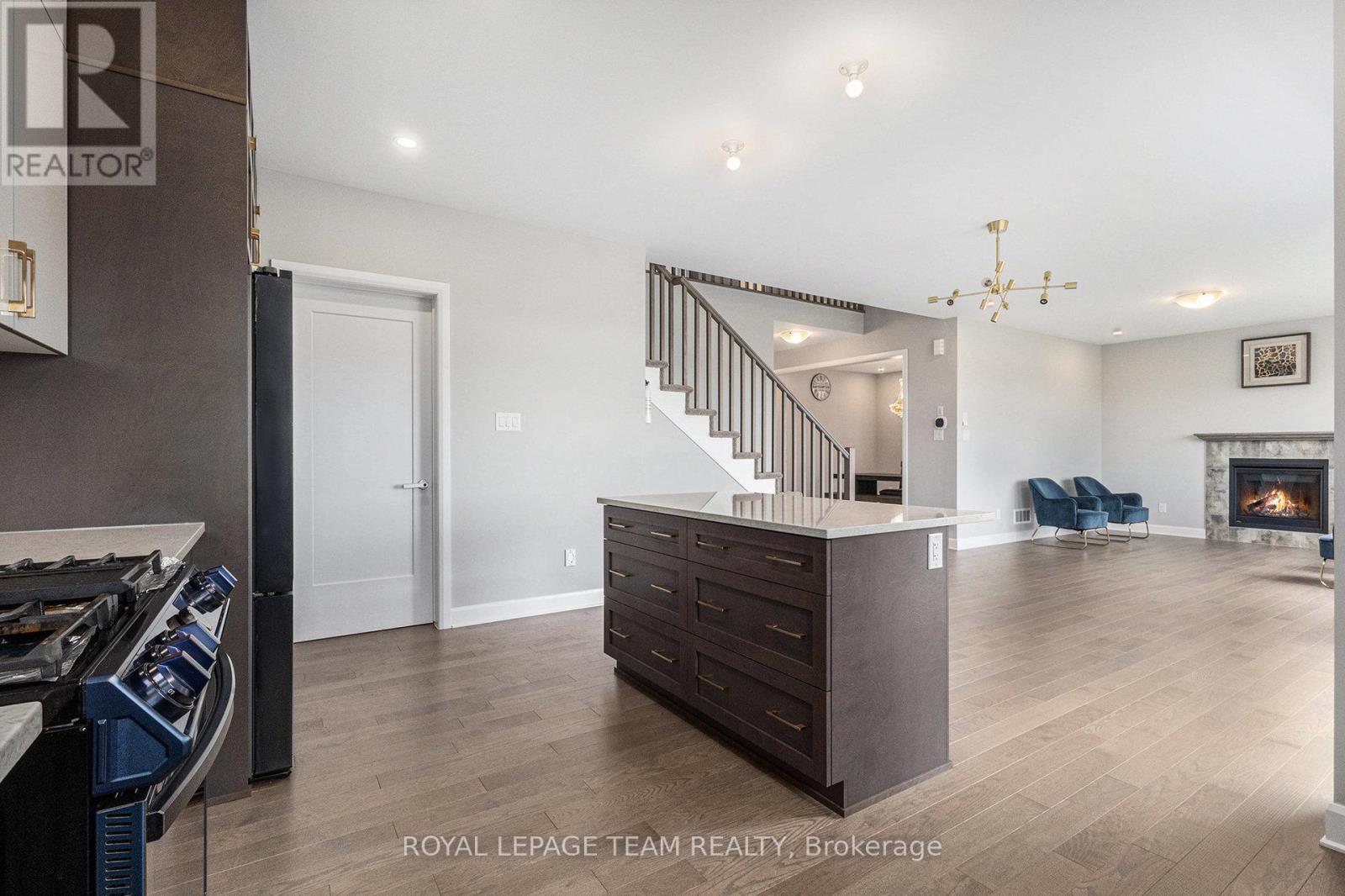 659 Parkview Terrace