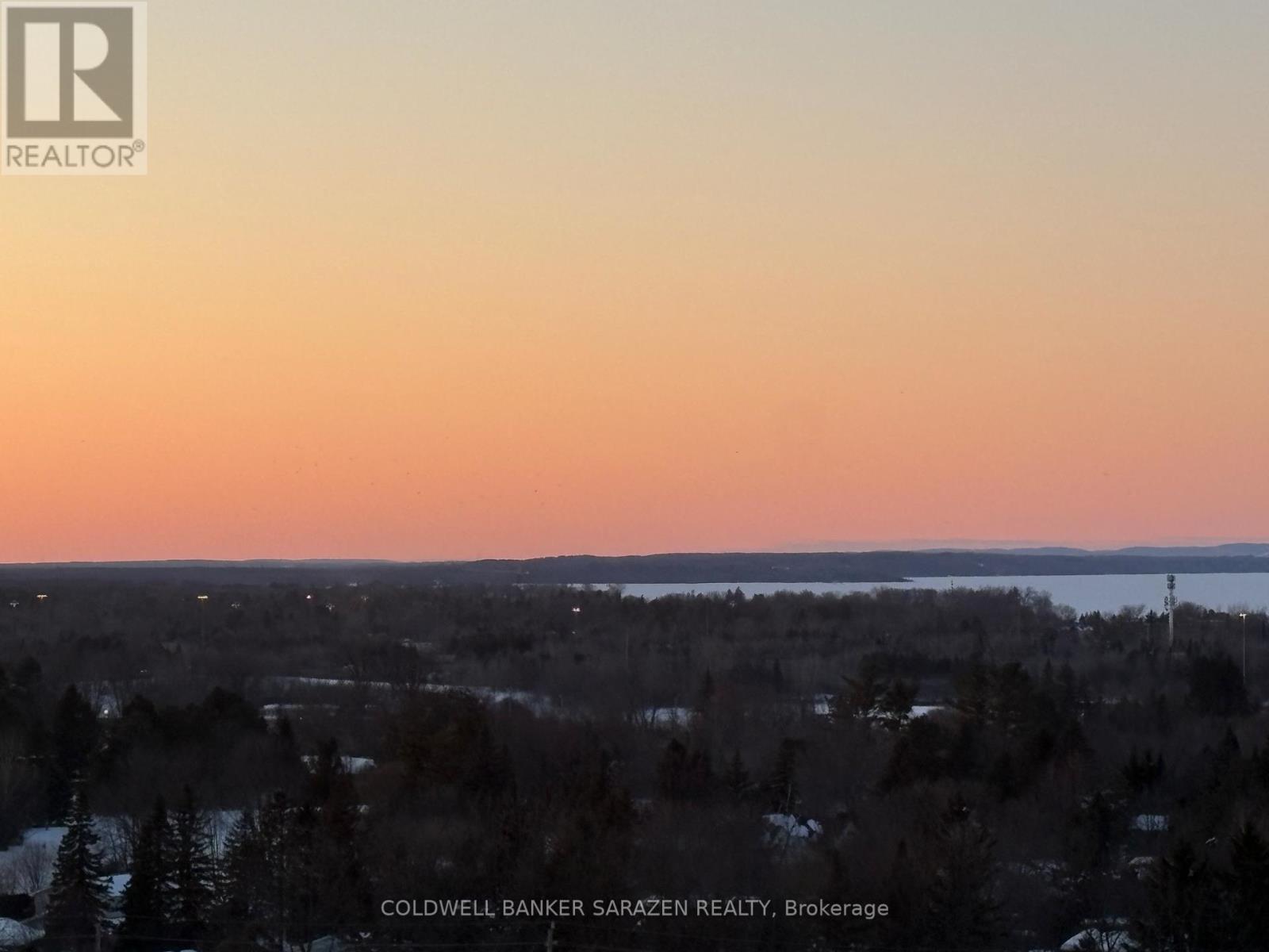 1215 - 80 Sandcastle Drive