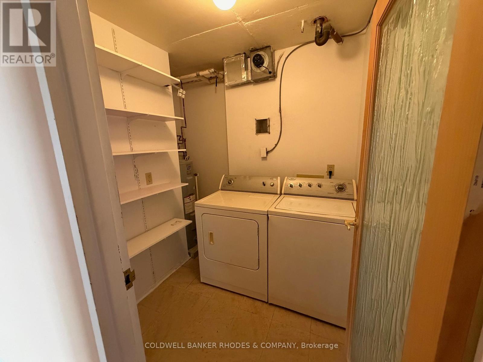 1203 - 200 Lafontaine Avenue