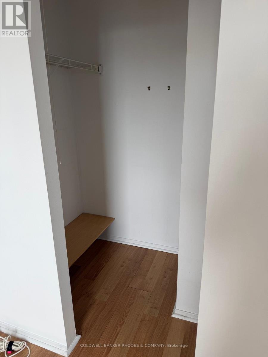 1203 - 200 Lafontaine Avenue