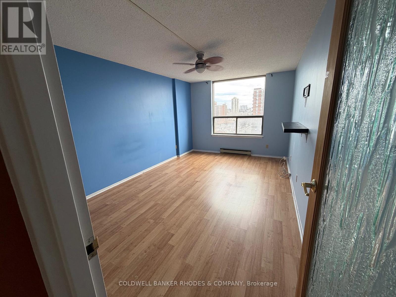 1203 - 200 Lafontaine Avenue