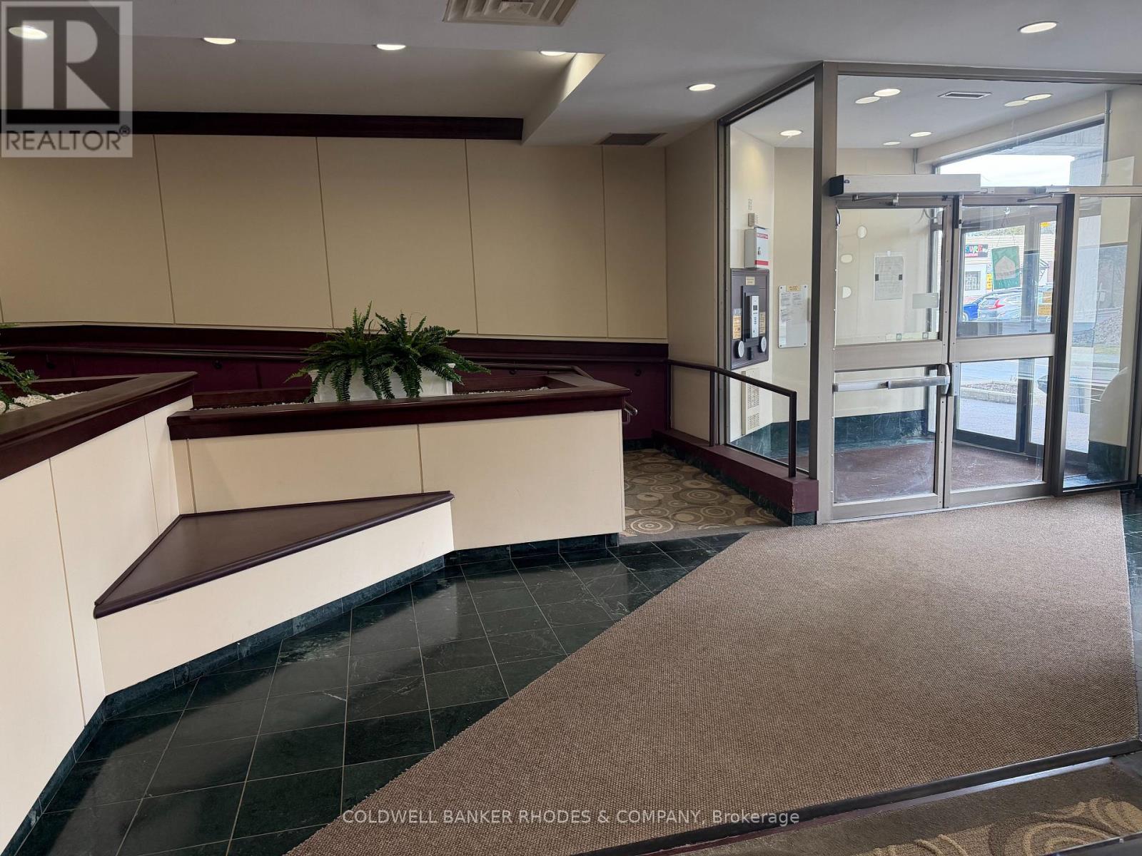 1203 - 200 Lafontaine Avenue