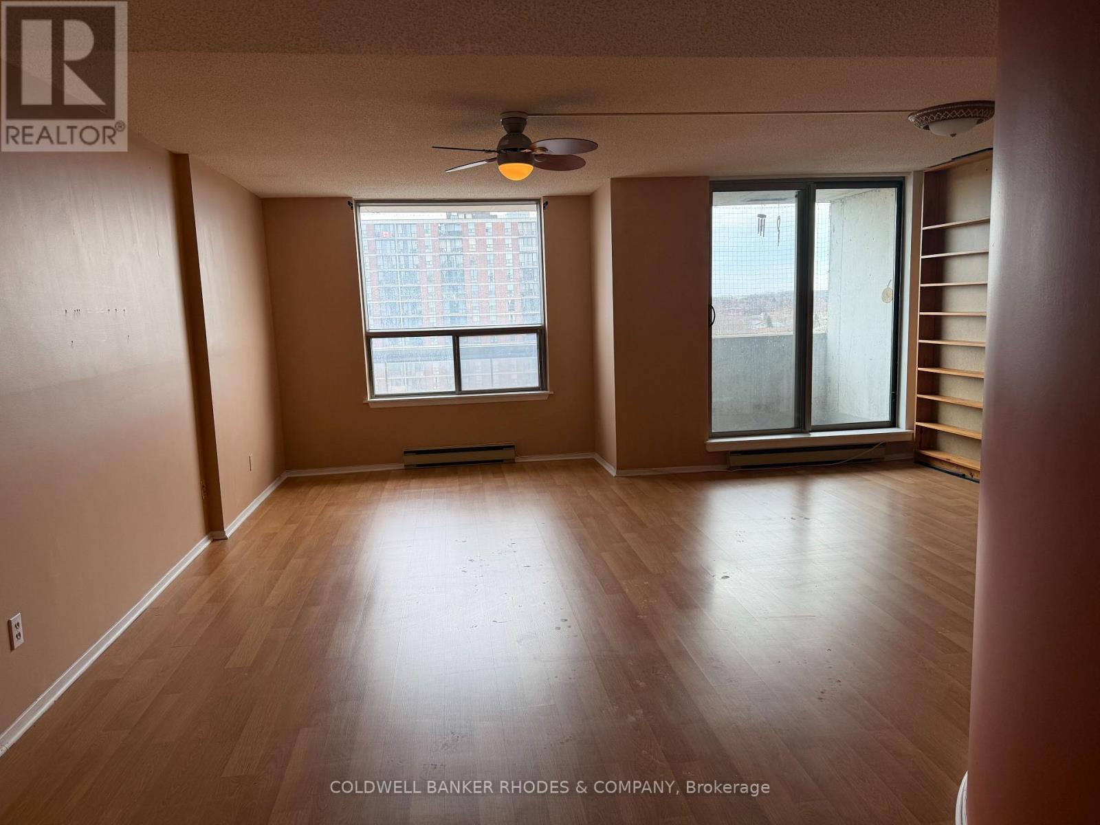 1203 - 200 Lafontaine Avenue