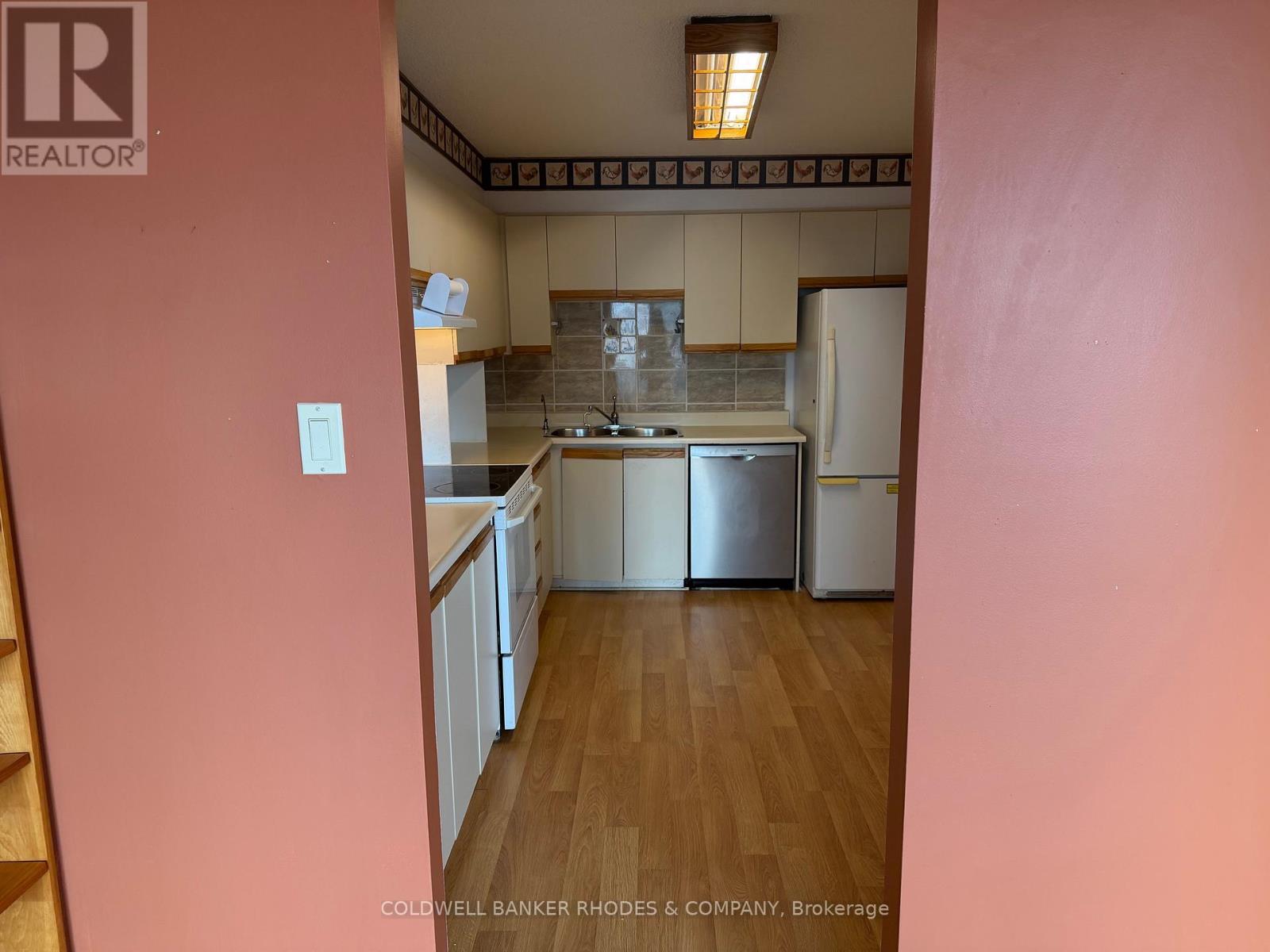 1203 - 200 Lafontaine Avenue