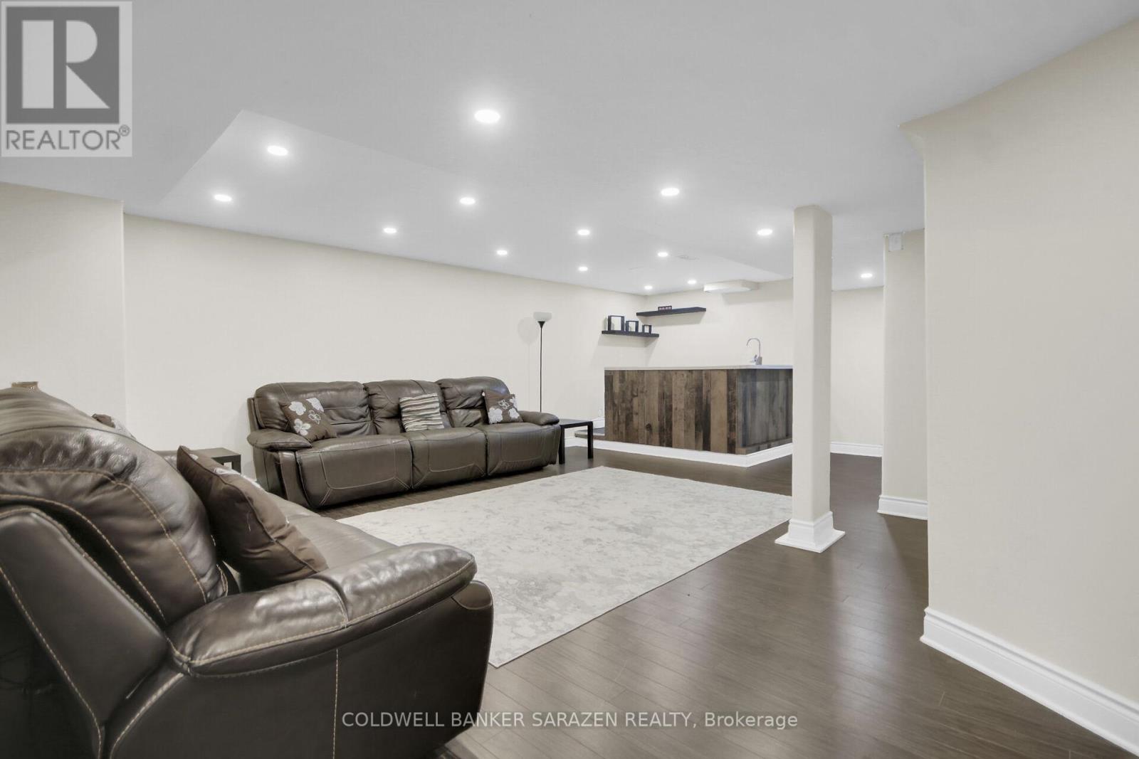 715 Clearbrook Drive