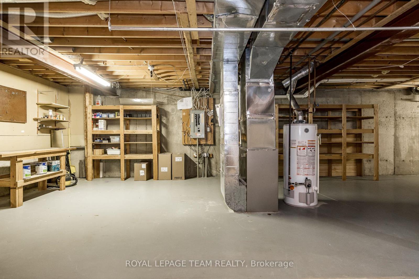 27 Pine Needles Court