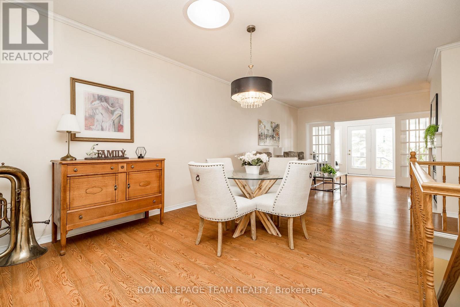 27 Pine Needles Court