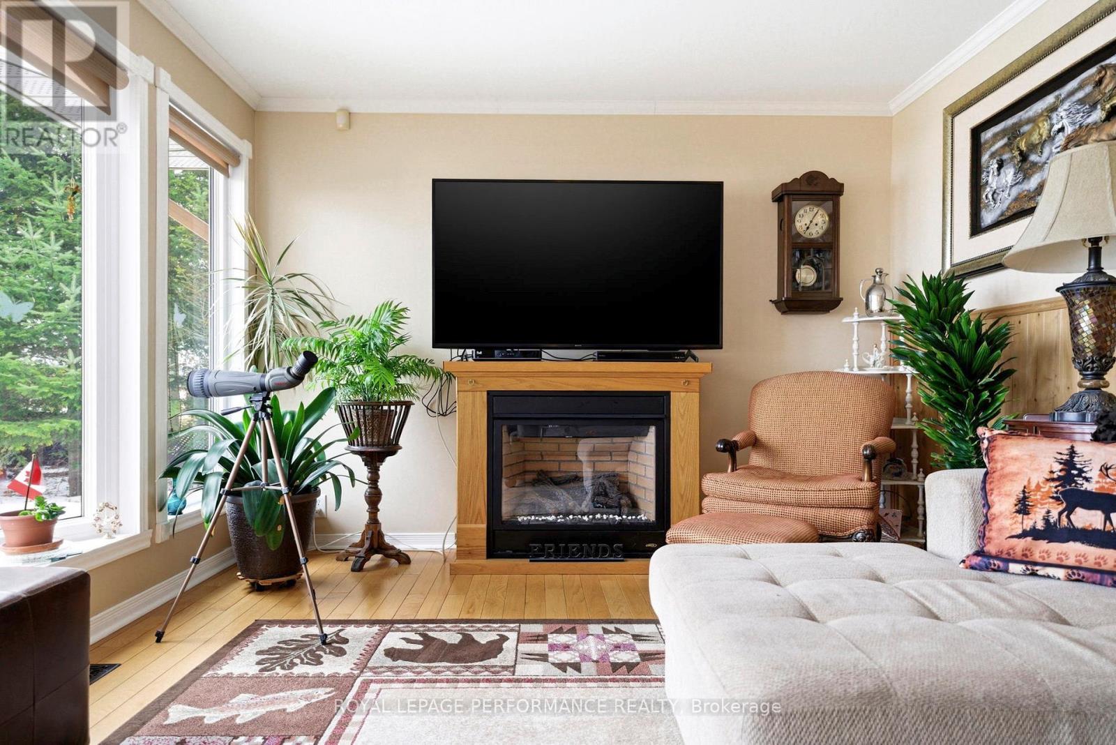 6588 Tree Haven Road