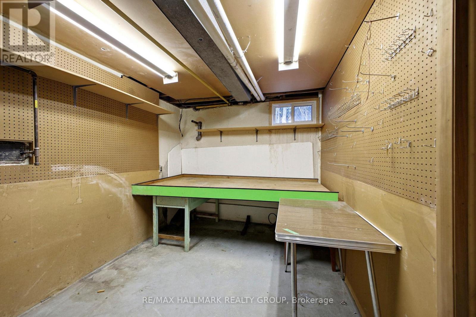 59 Ashgrove Crescent