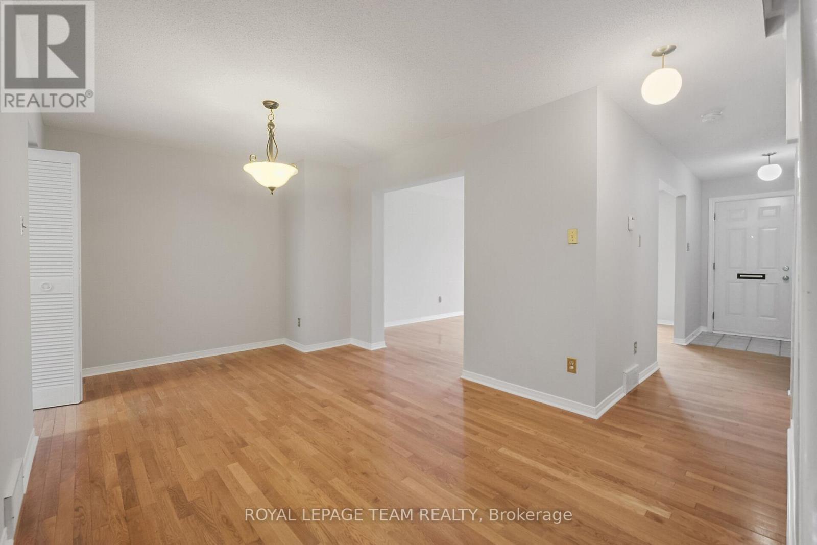 87 - 386 Kintyre Private