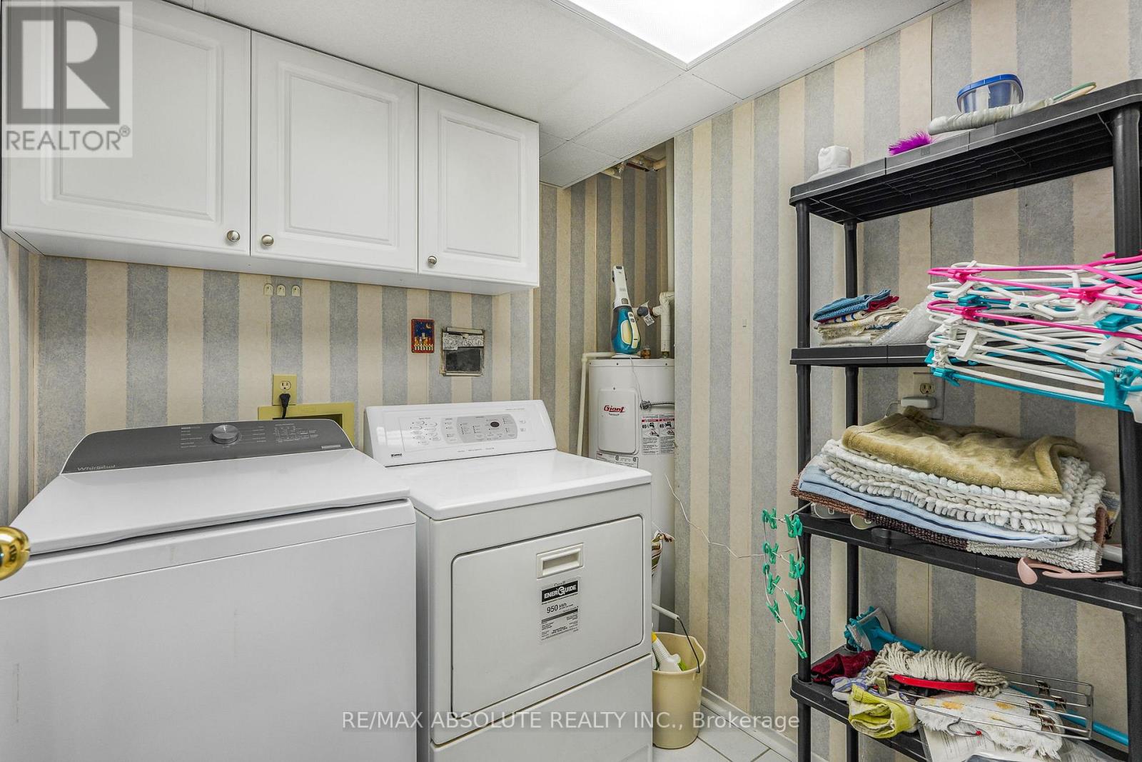 607 - 200 Lafontaine Avenue