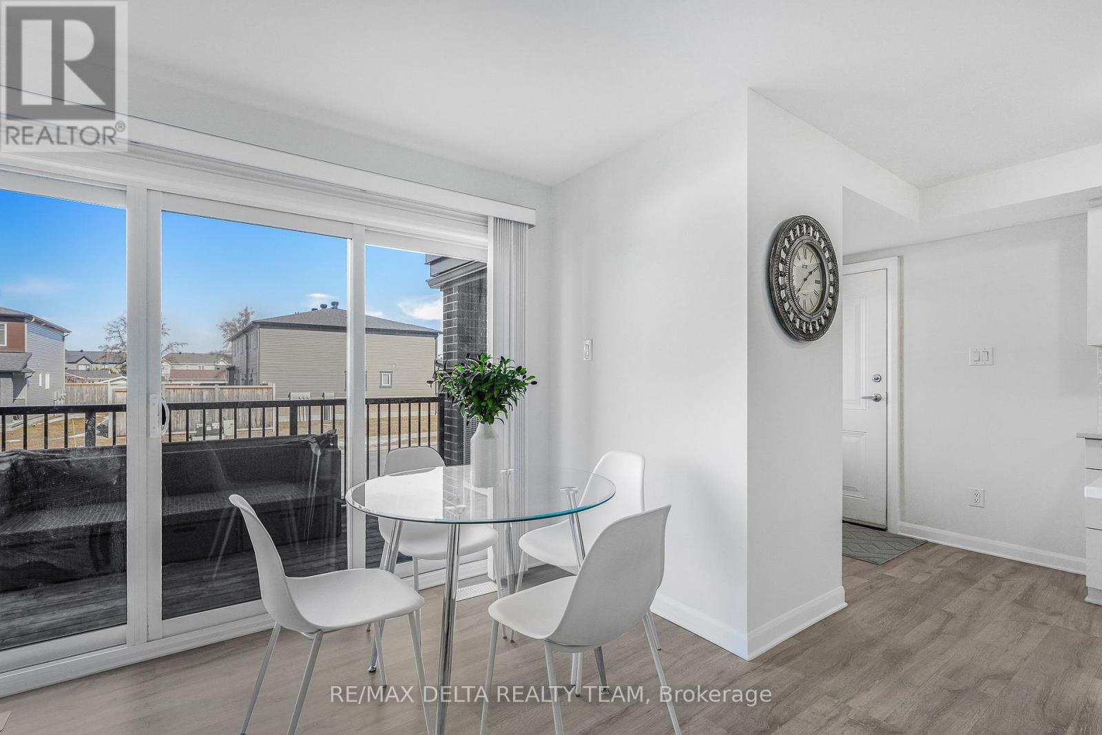 D - 516 Decoeur Drive