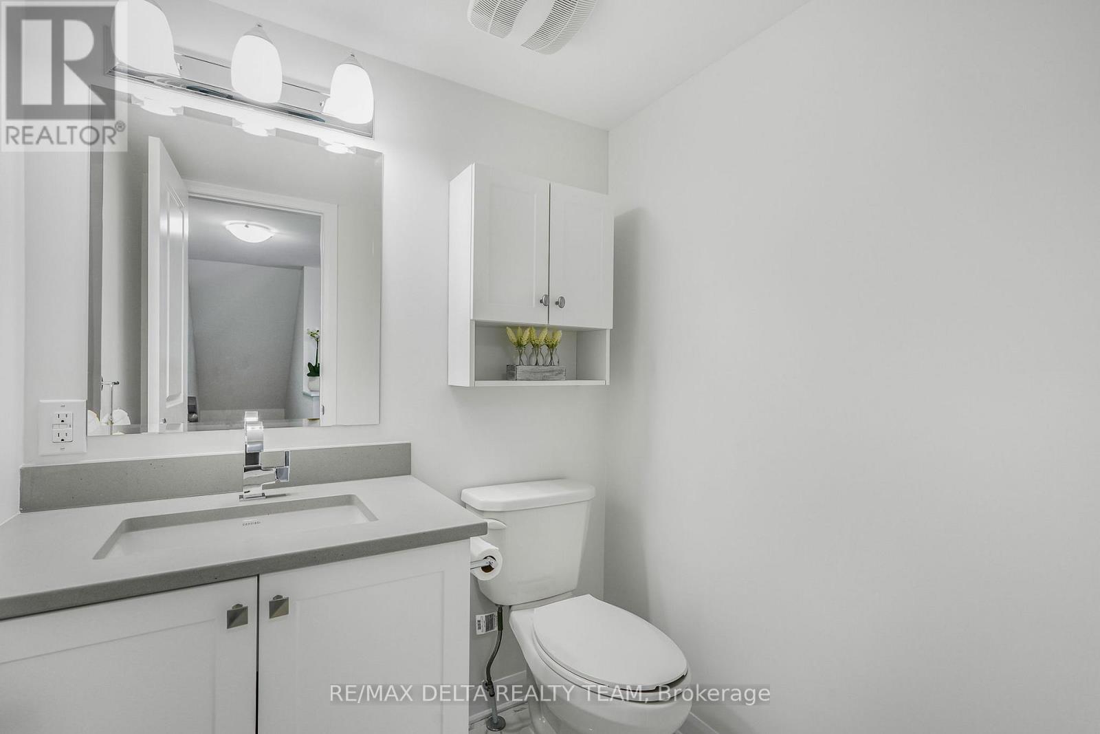 D - 516 Decoeur Drive