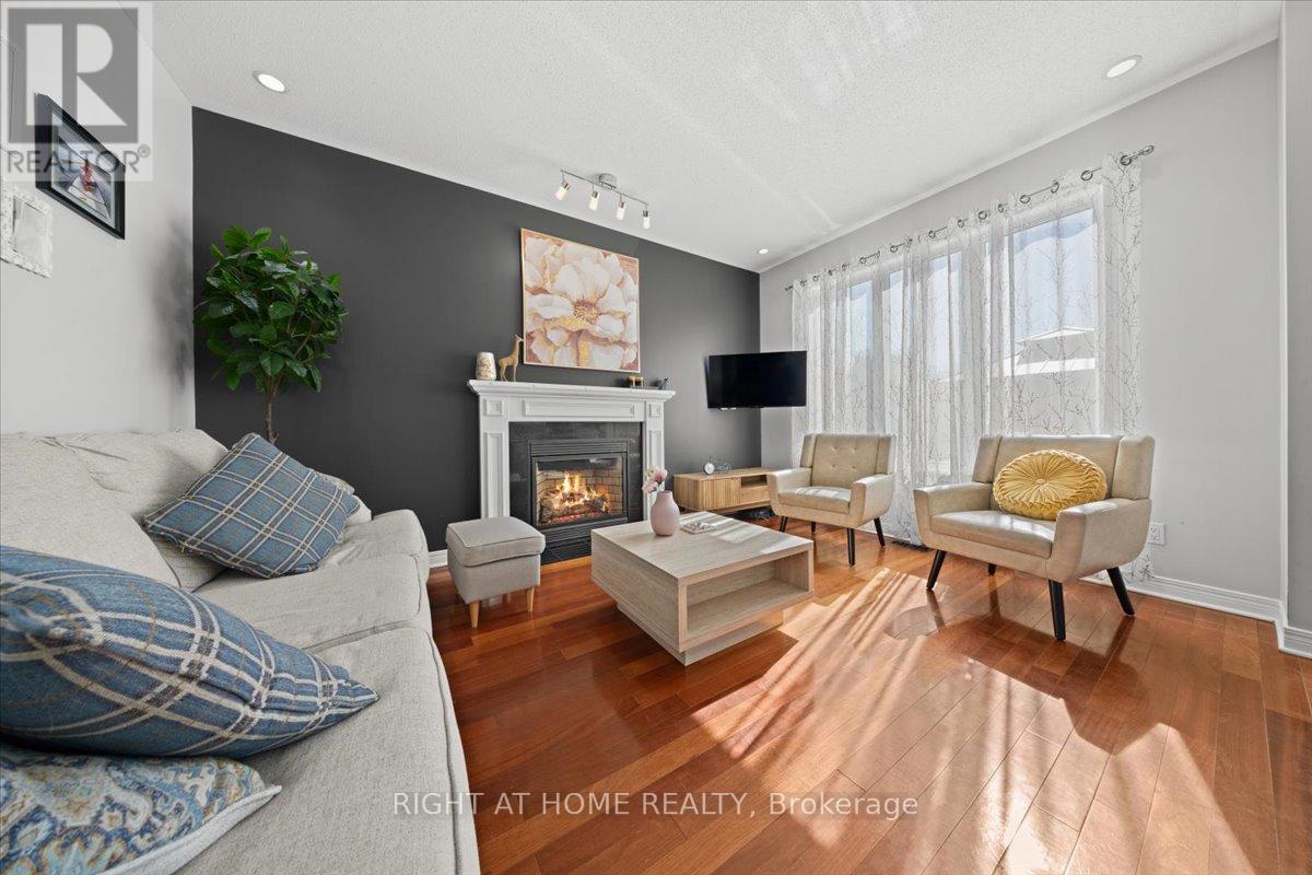 850 Feather Moss Way