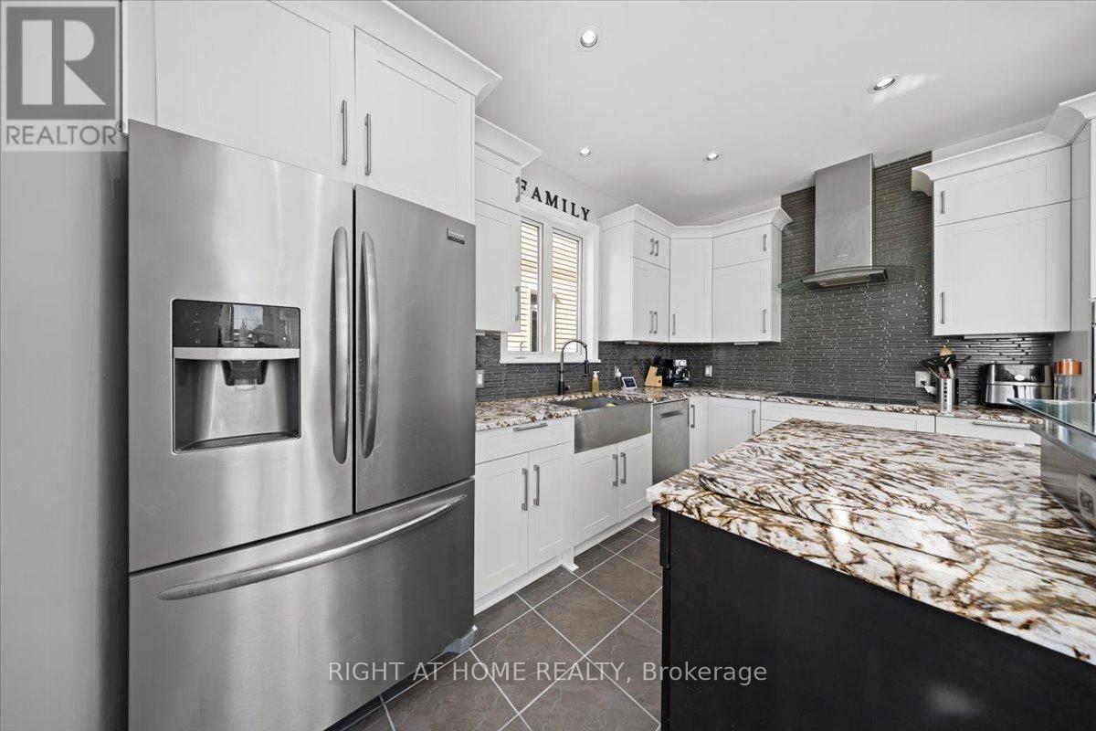 850 Feather Moss Way