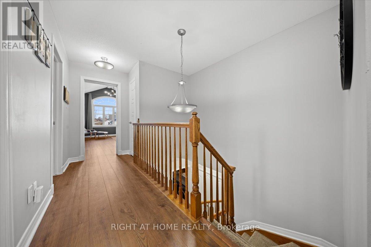 850 Feather Moss Way