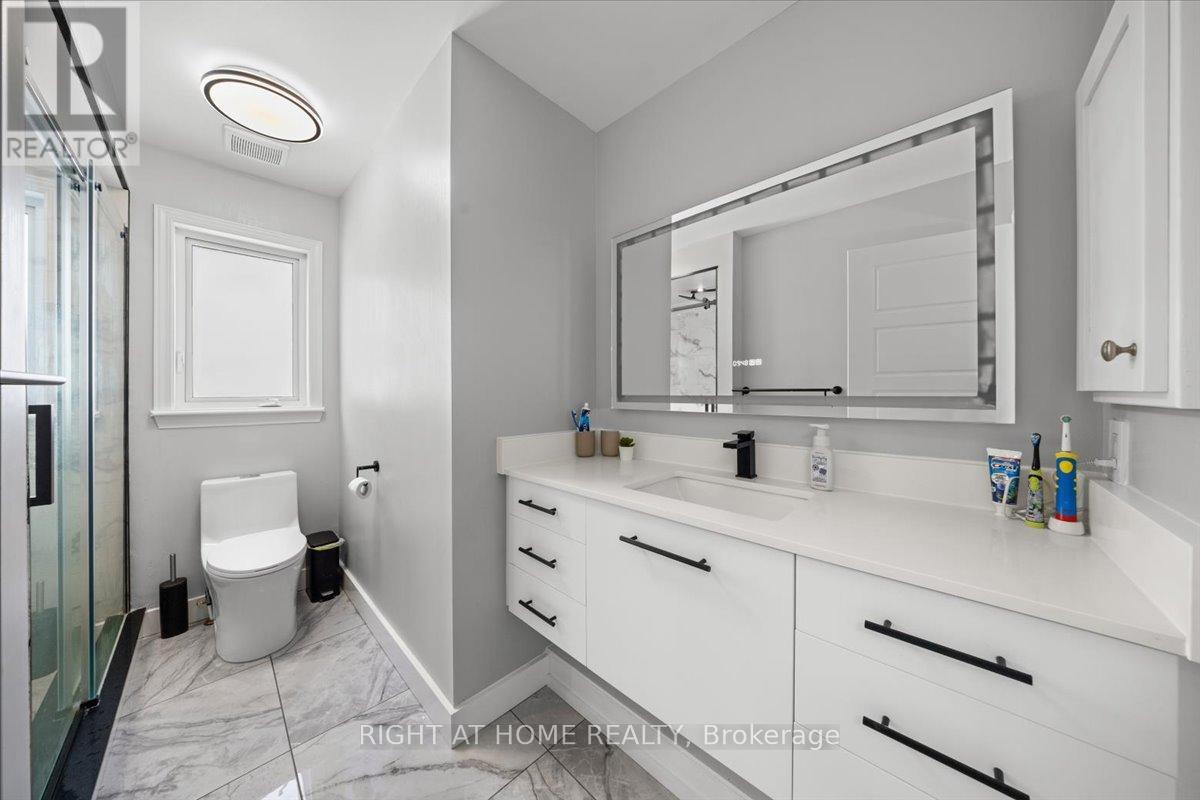 850 Feather Moss Way