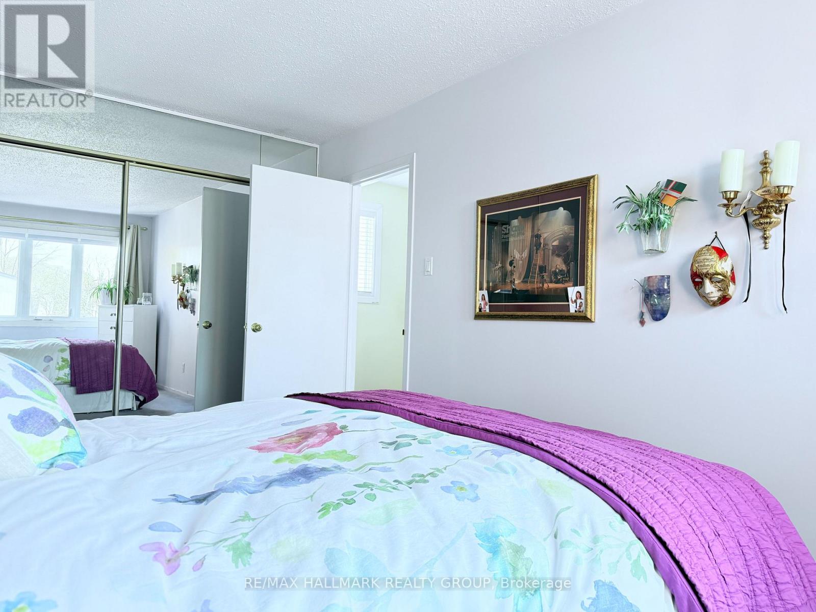 8 - 837 Eastvale Drive