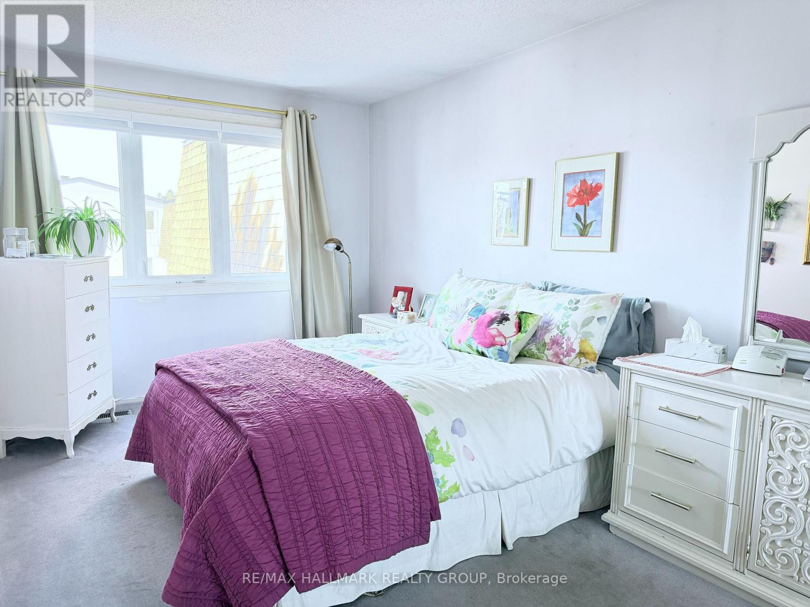 8 - 837 Eastvale Drive