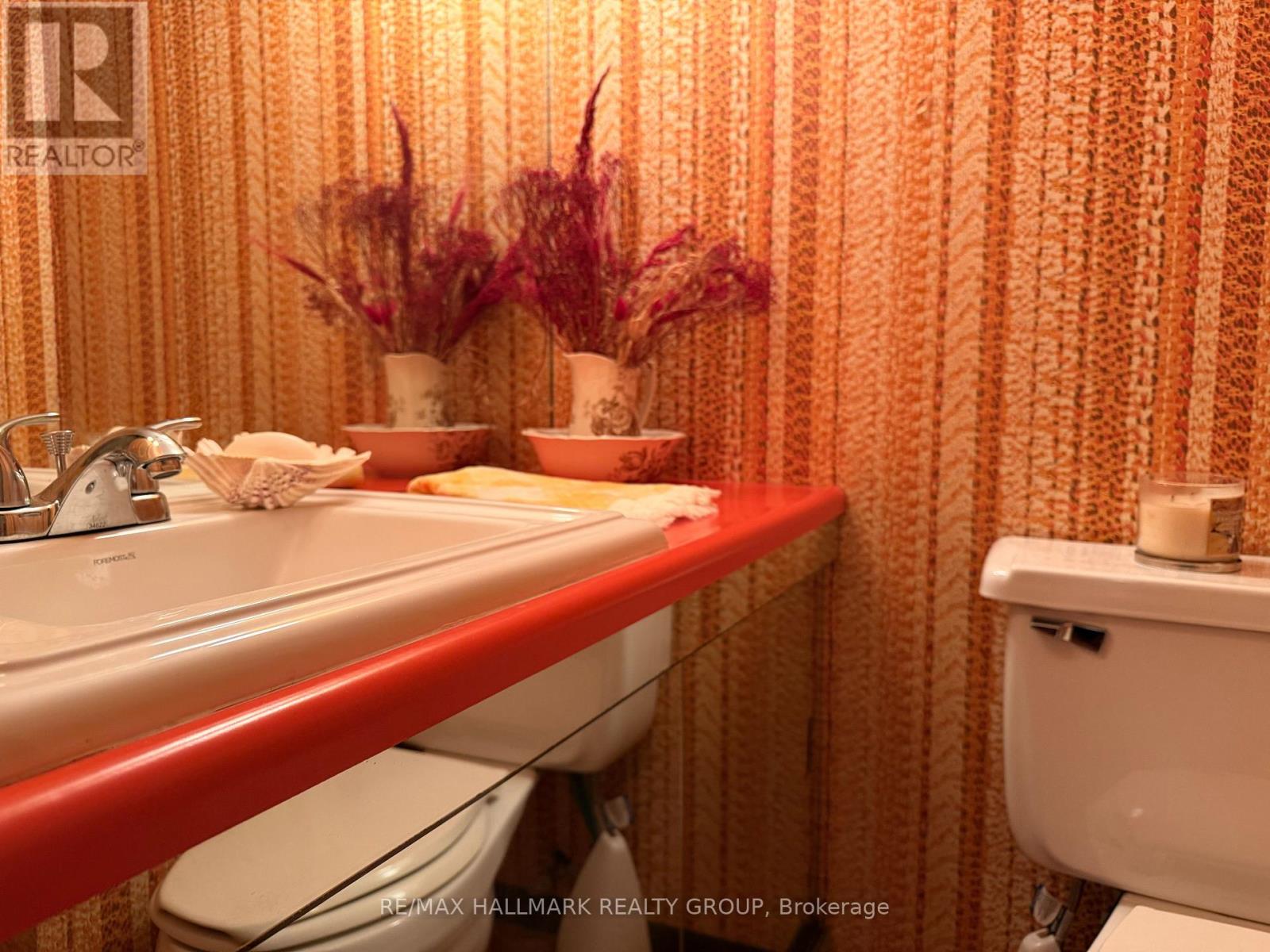 8 - 837 Eastvale Drive