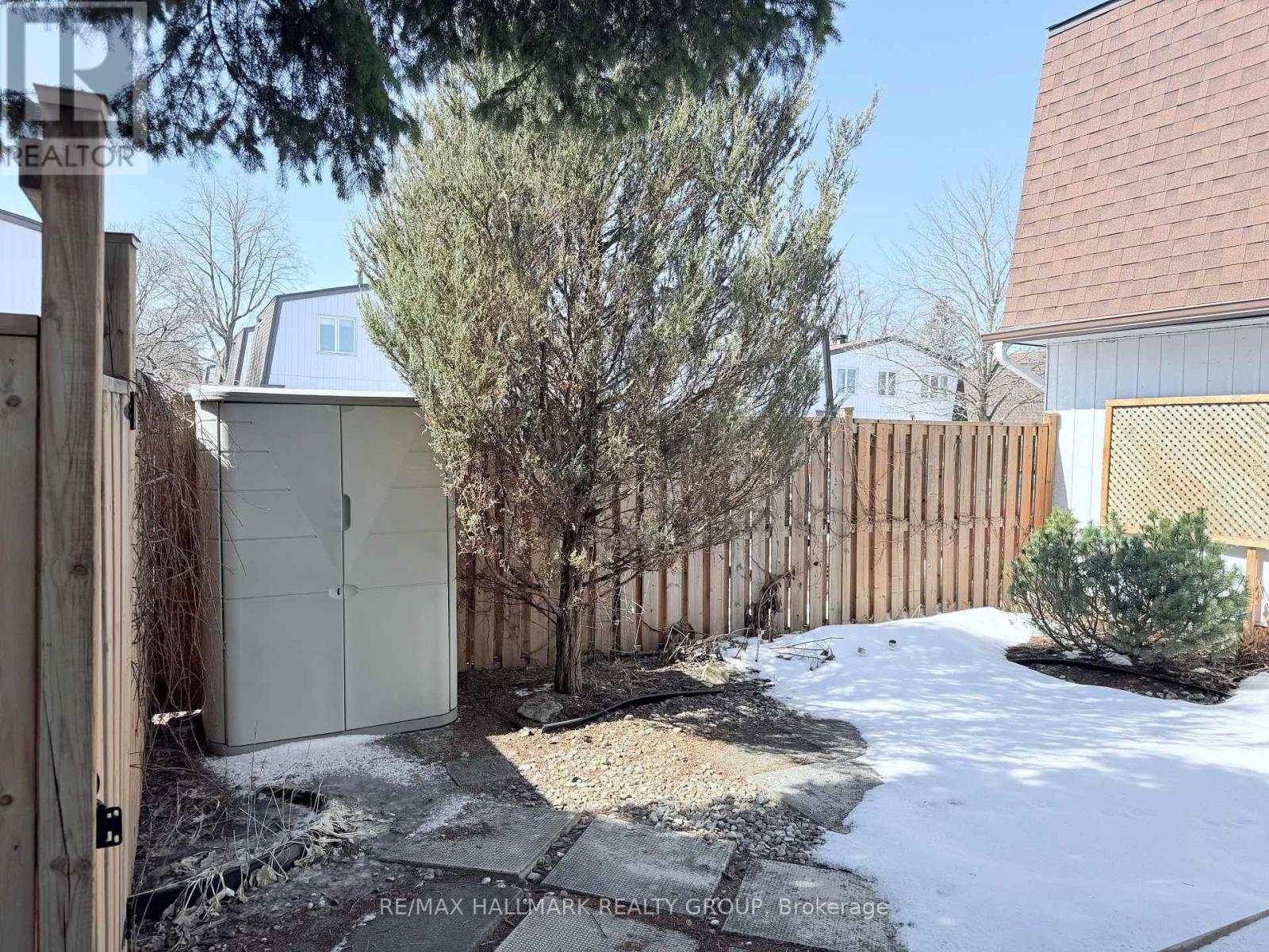 8 - 837 Eastvale Drive