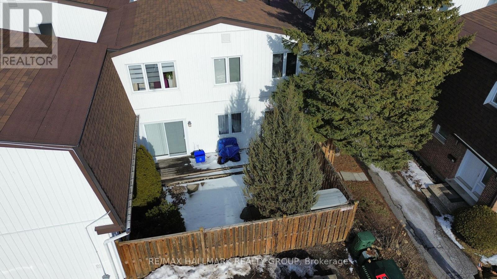 8 - 837 Eastvale Drive