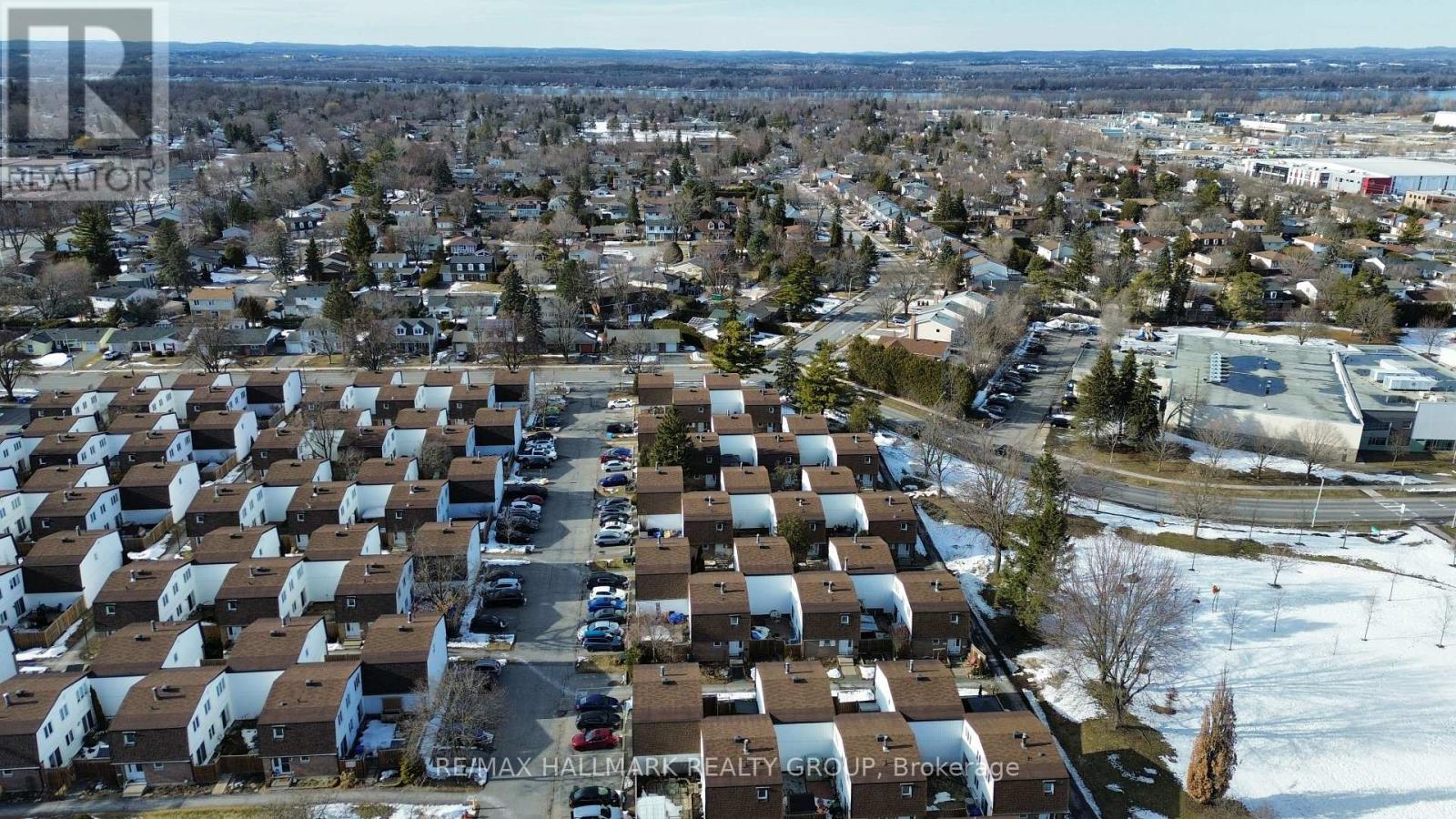 8 - 837 Eastvale Drive