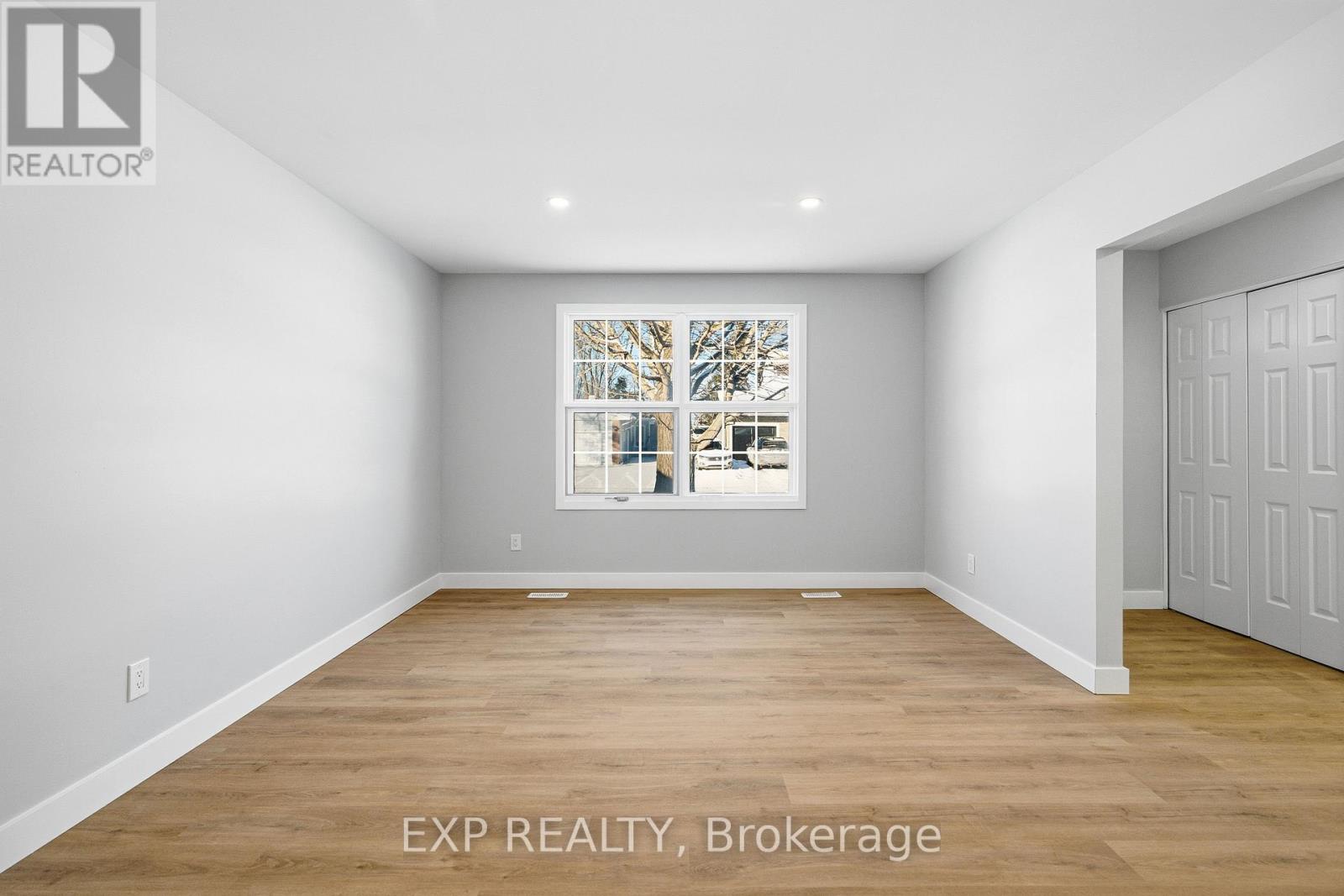 2158 Fillmore Crescent