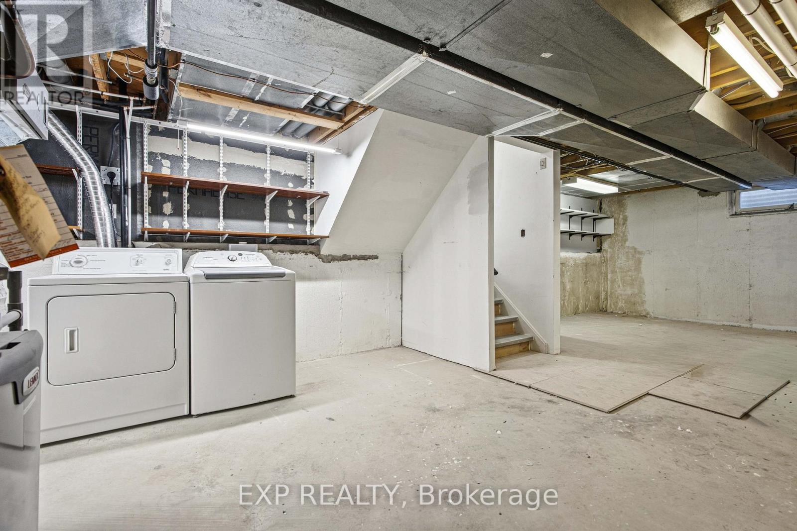 2158 Fillmore Crescent