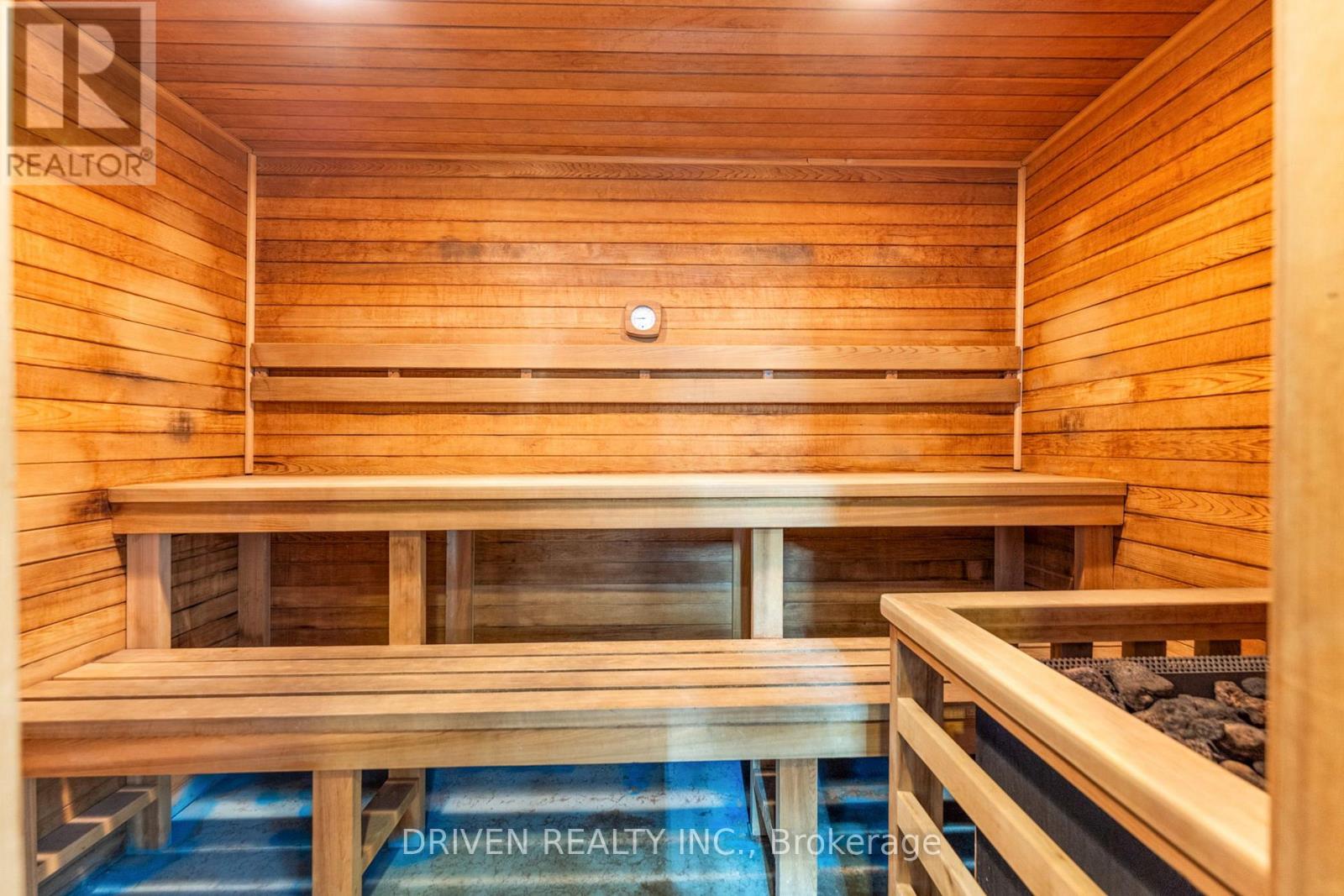 404 - 158 A Mcarthur Avenue