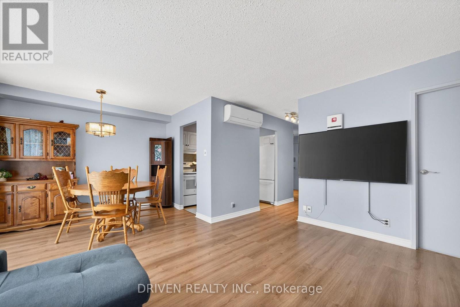 404 - 158 A Mcarthur Avenue