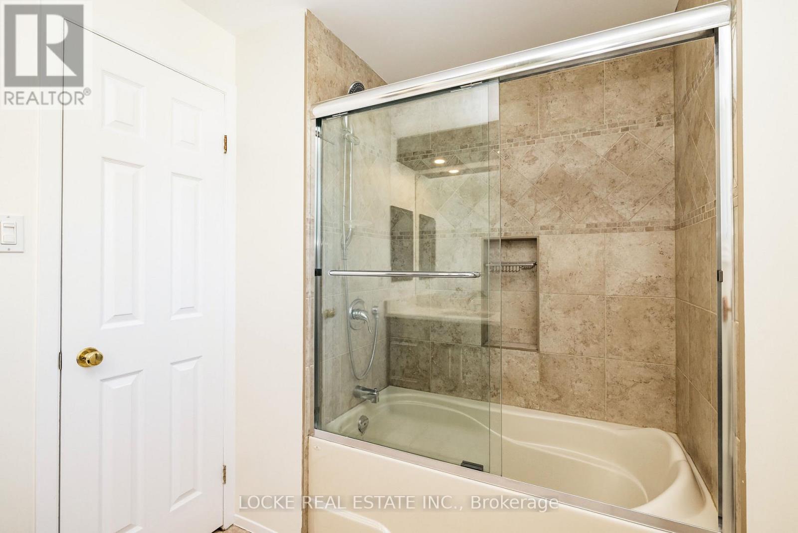 1404 Forest Valley Drive