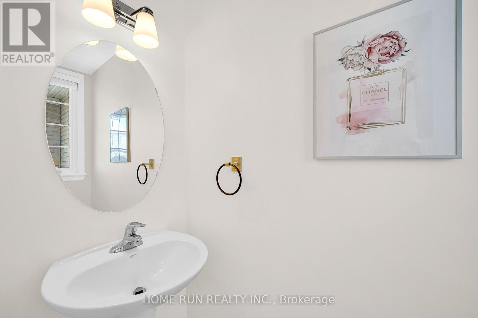 636 Pamplona Private