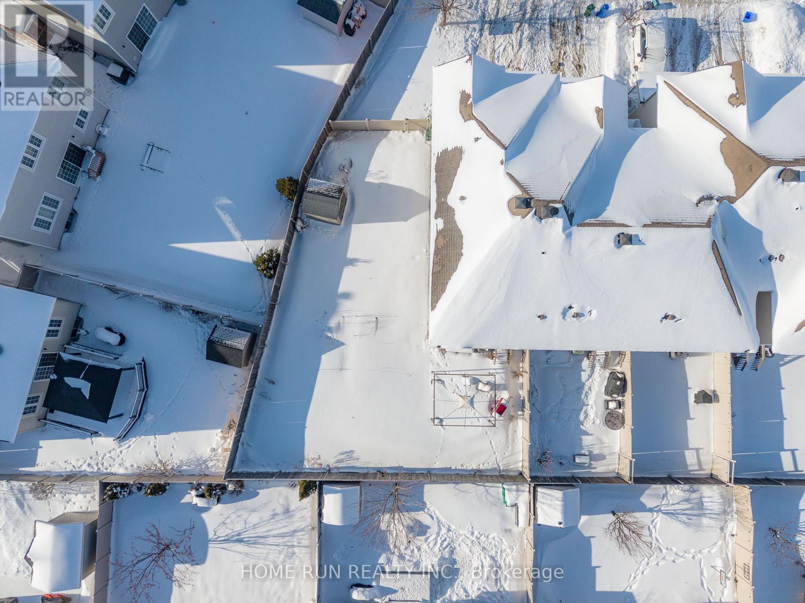 636 Pamplona Private