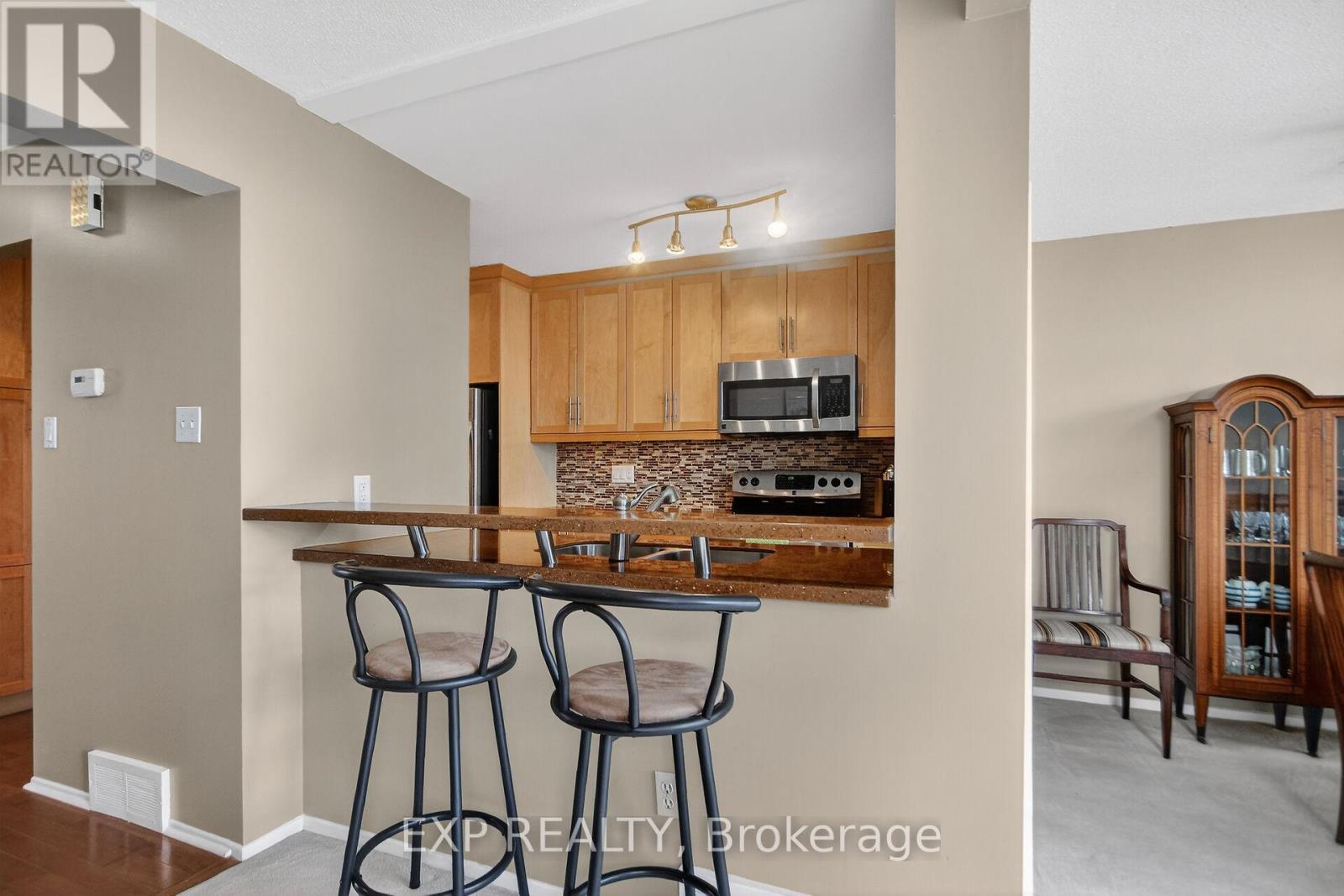 43 Hummingbird Crescent