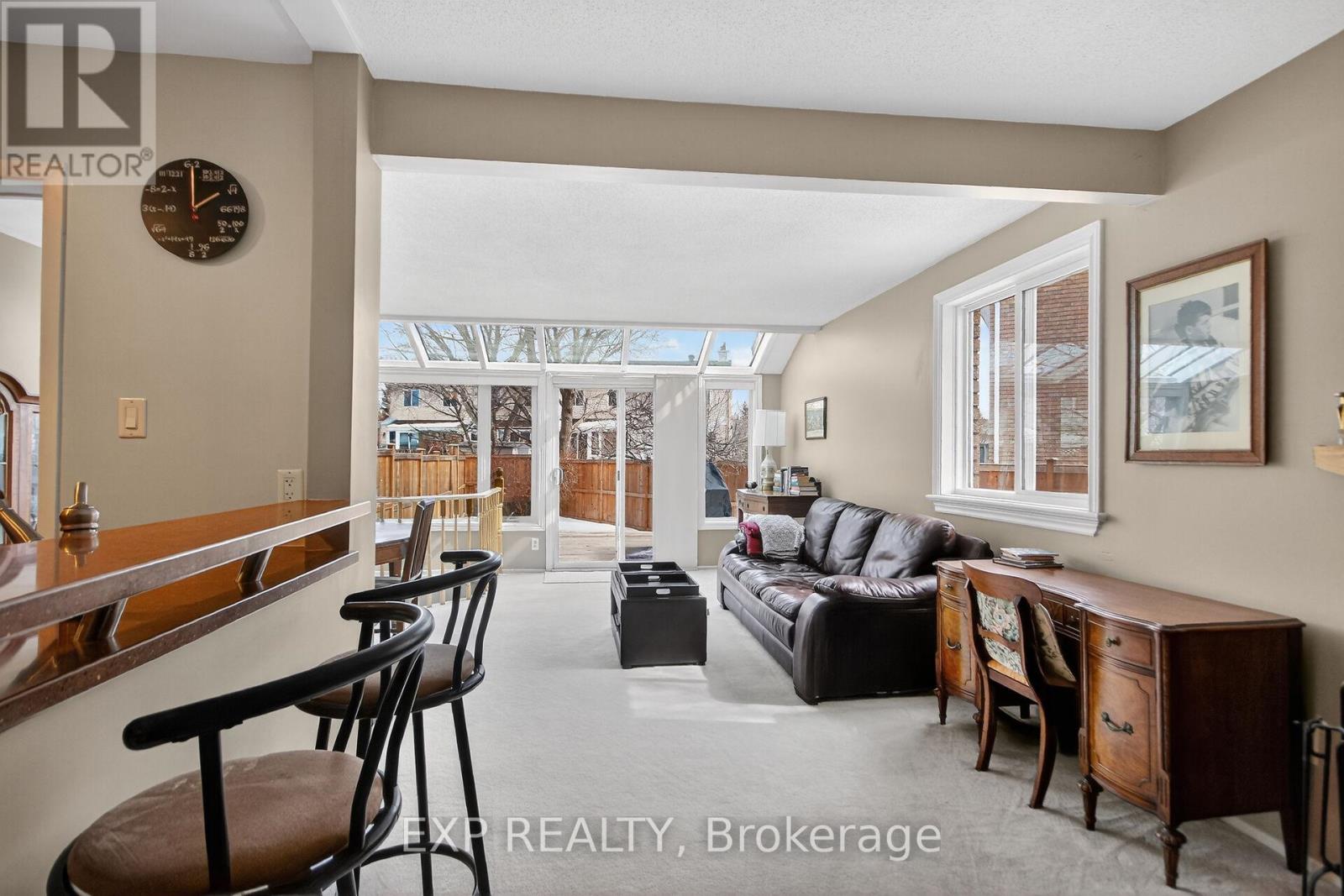 43 Hummingbird Crescent