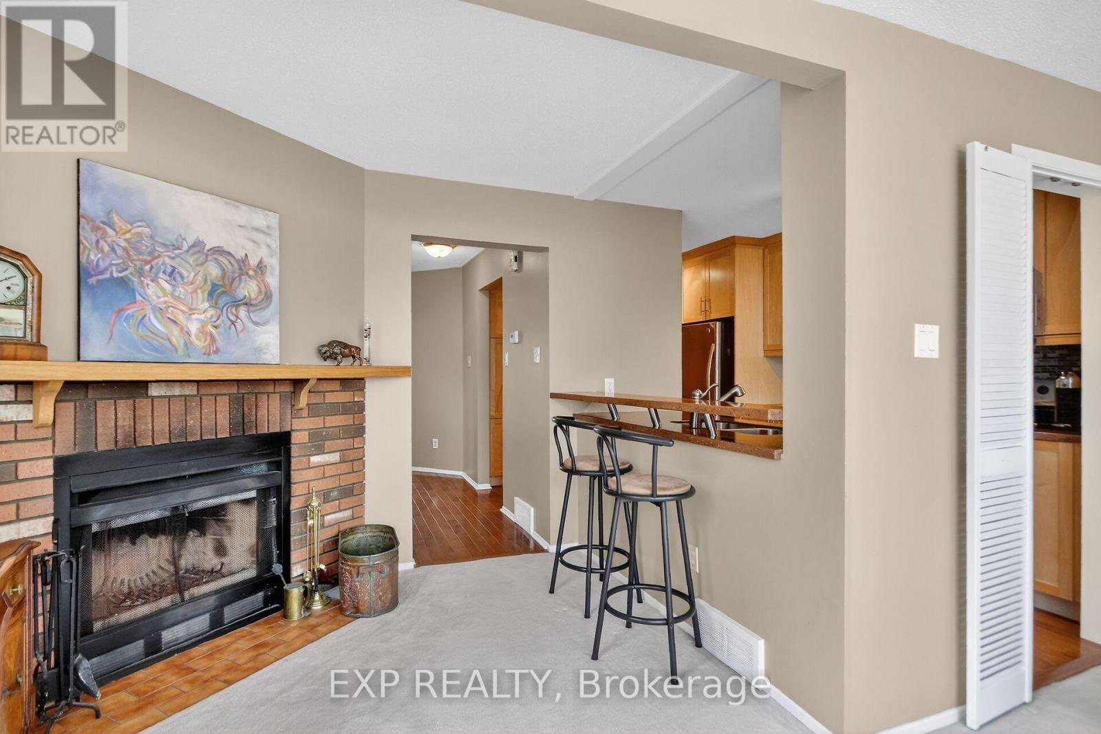 43 Hummingbird Crescent