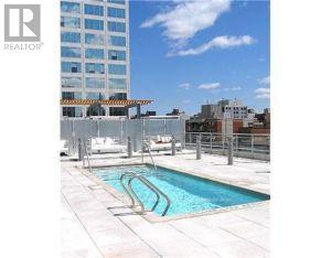 1208 - 324 Laurier Avenue W