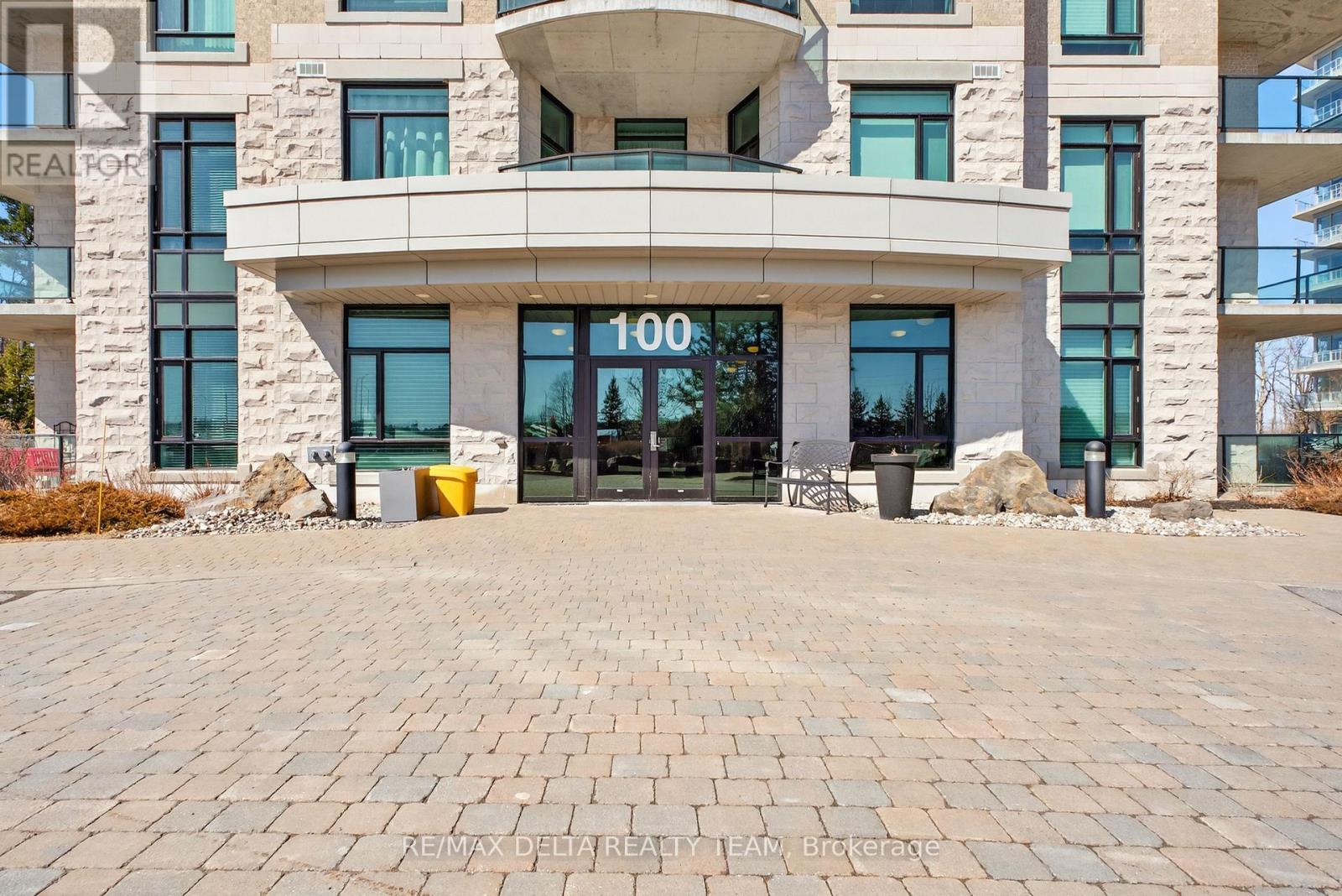 505 - 100 Inlet Private