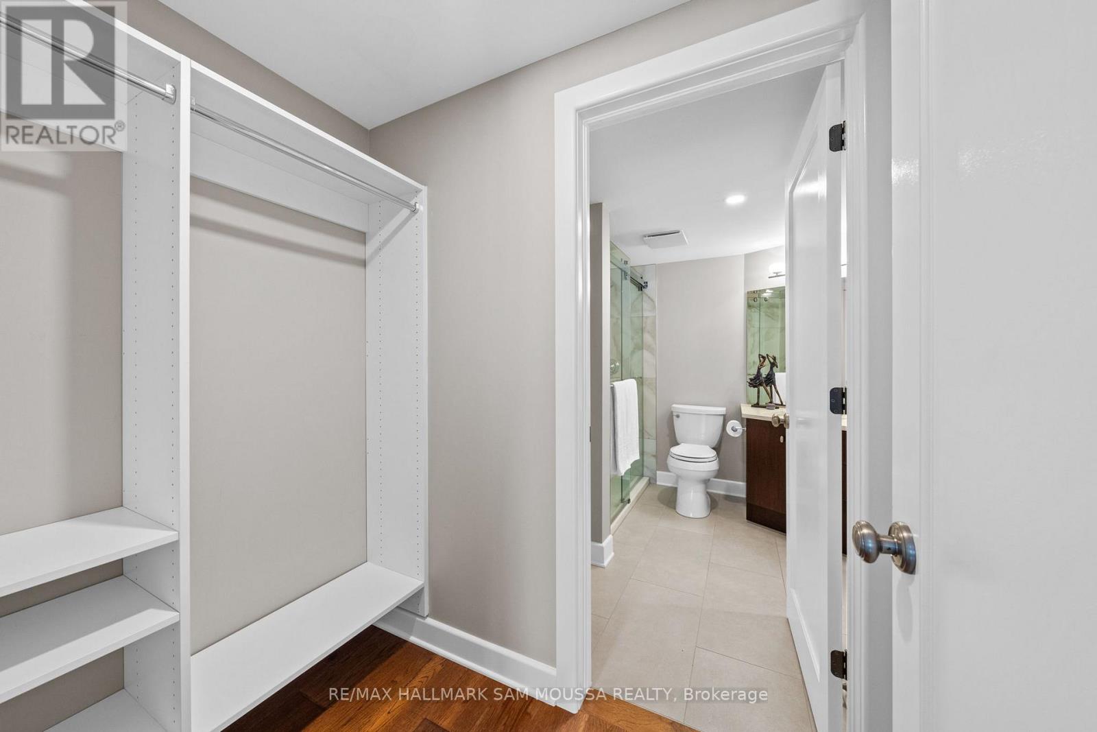 25 Marsh Sparrow Private