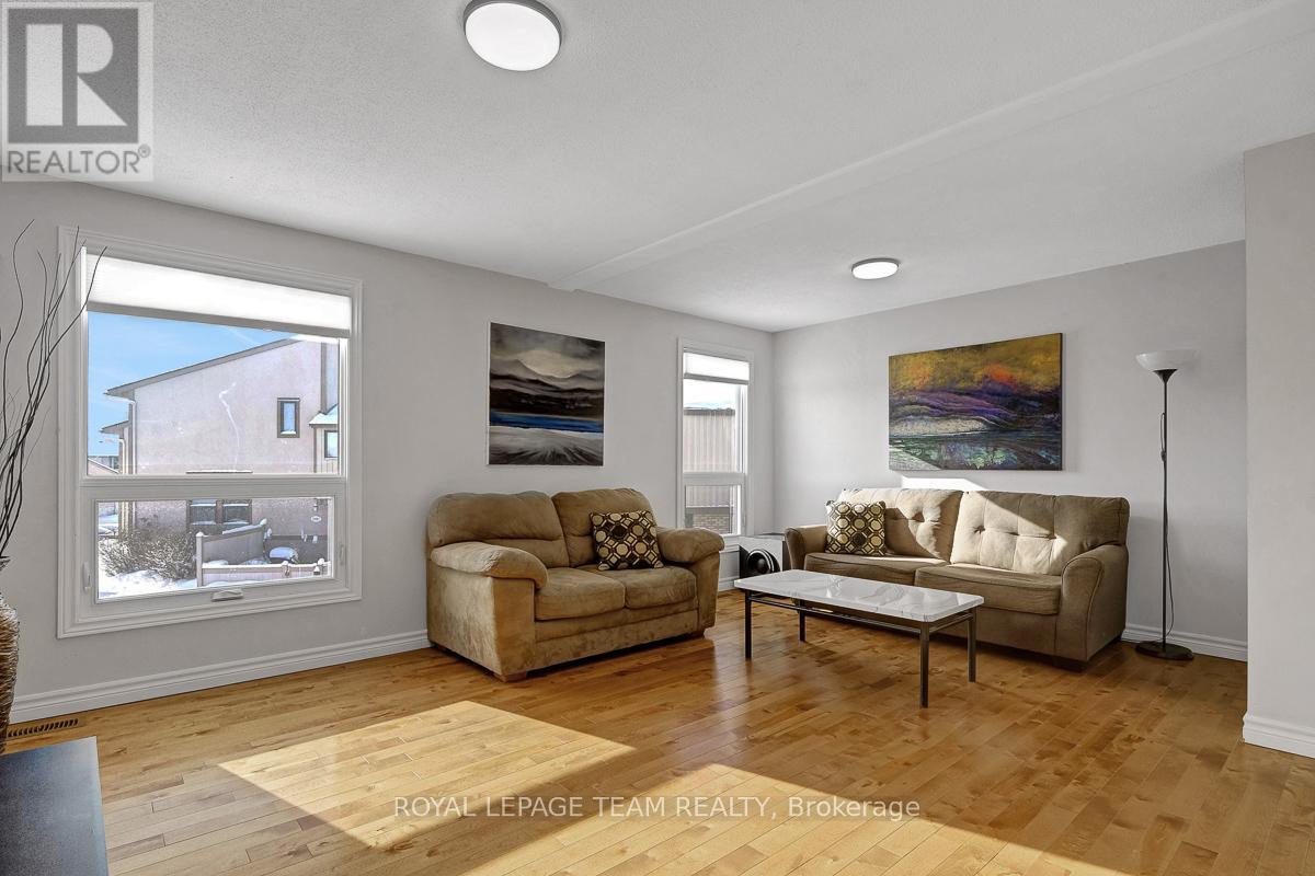 35 - 2027 Stonehenge Crescent