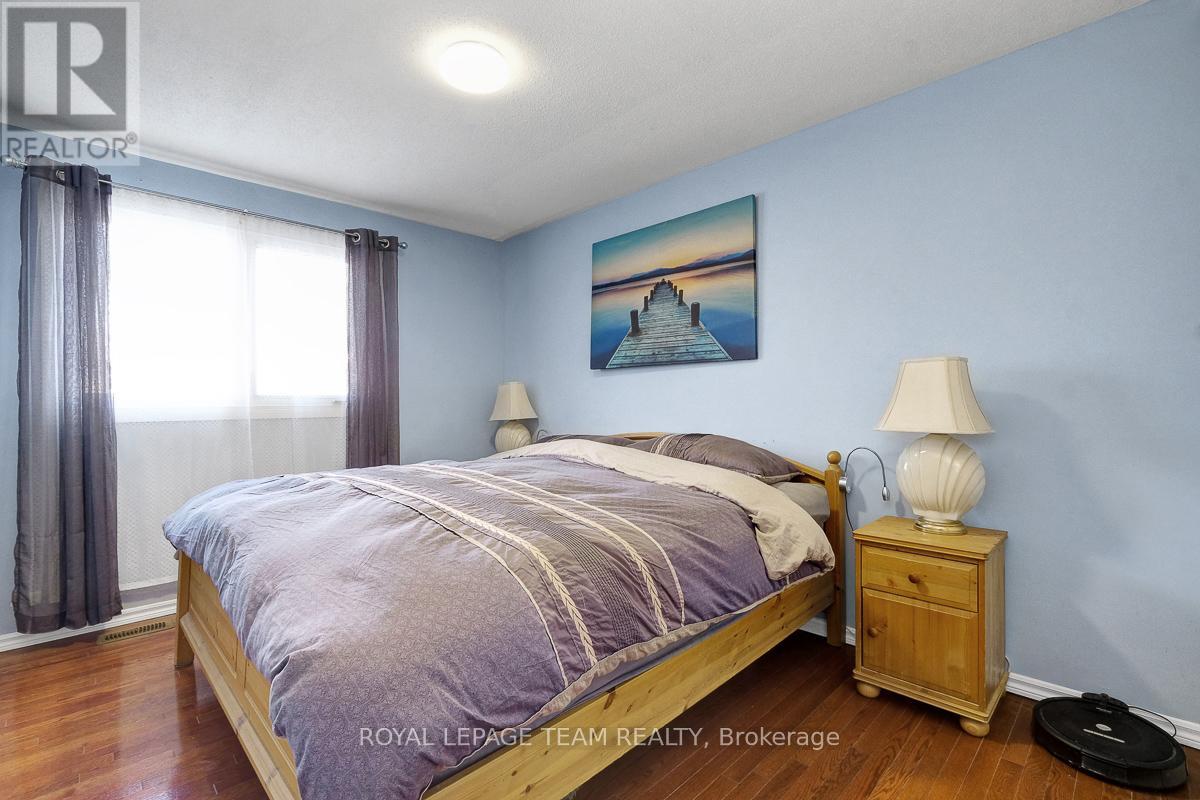 35 - 2027 Stonehenge Crescent